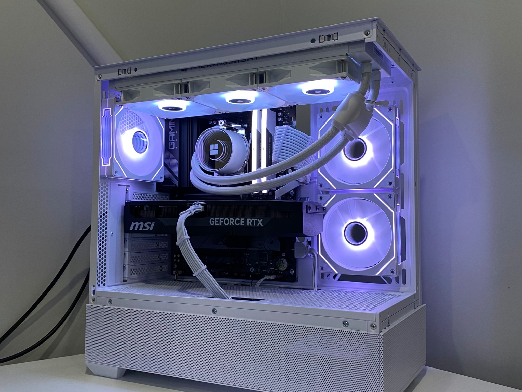 RTX 5070 | Ryzen 5 7600x | 32GB DDR5 RAM | 1TB NVME | Gaming PC