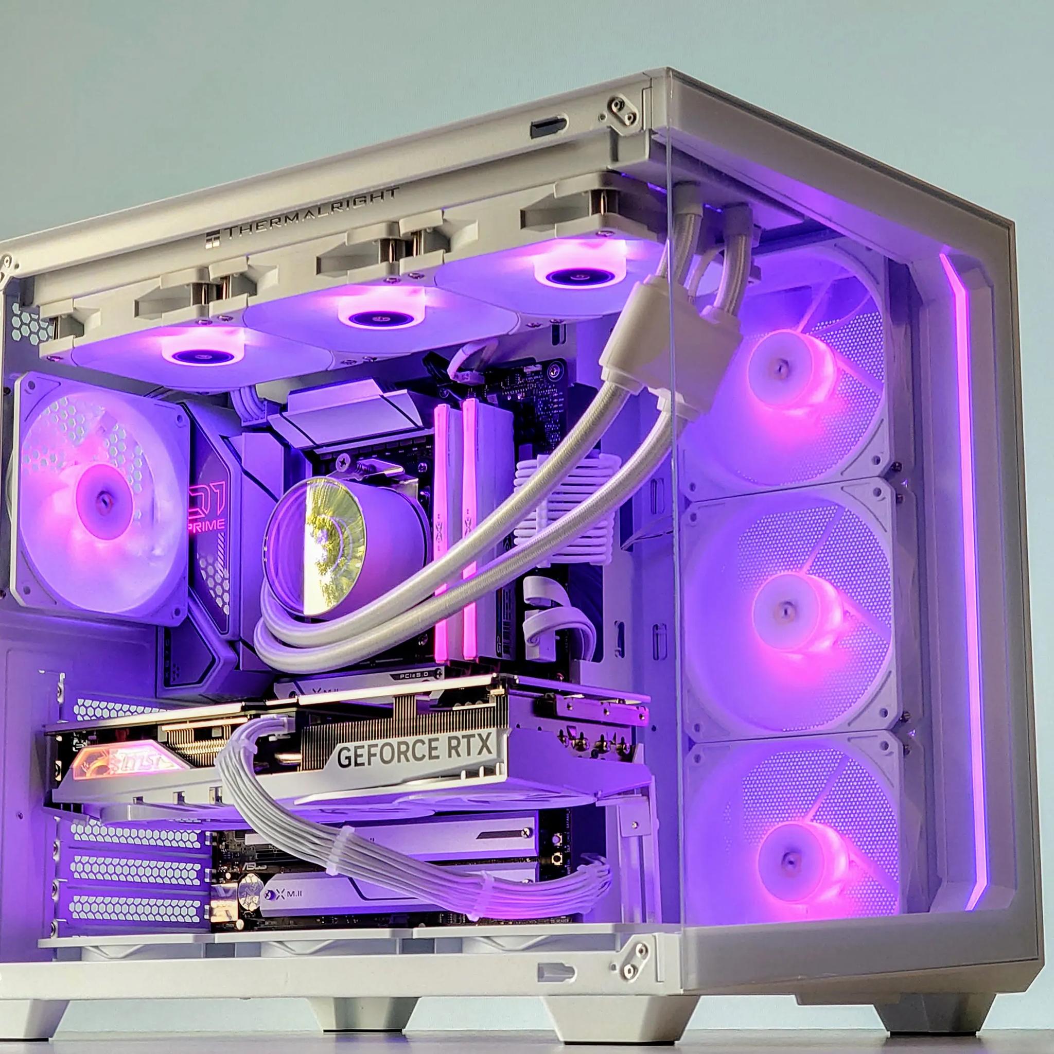 🌬️🧊🐧🥶Iceberg||💧Liquid Cooled Gaming PC❄️Nvidia RTX 4070 Ti 12GB❄️AMD Ryzen 7 7700❄️32GB DDR5❄️ 2TB