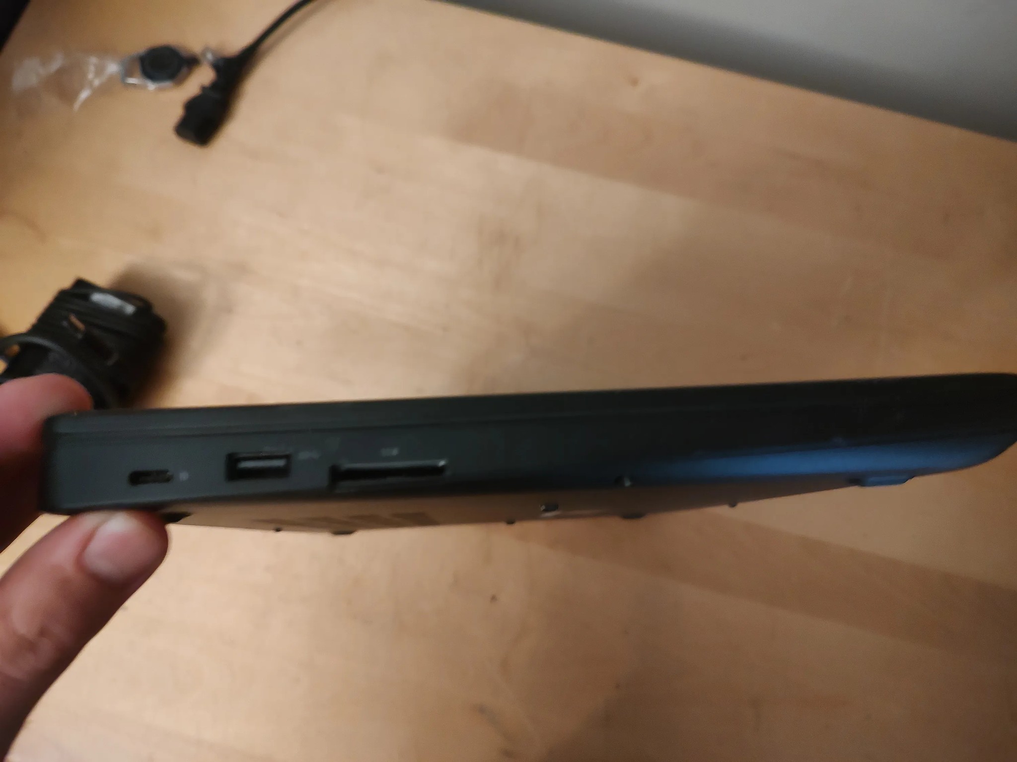 Dell Latitude 5480 14in Thin and Light Laptop - i5 7200u, 12GB DDR4, 500GB SSD