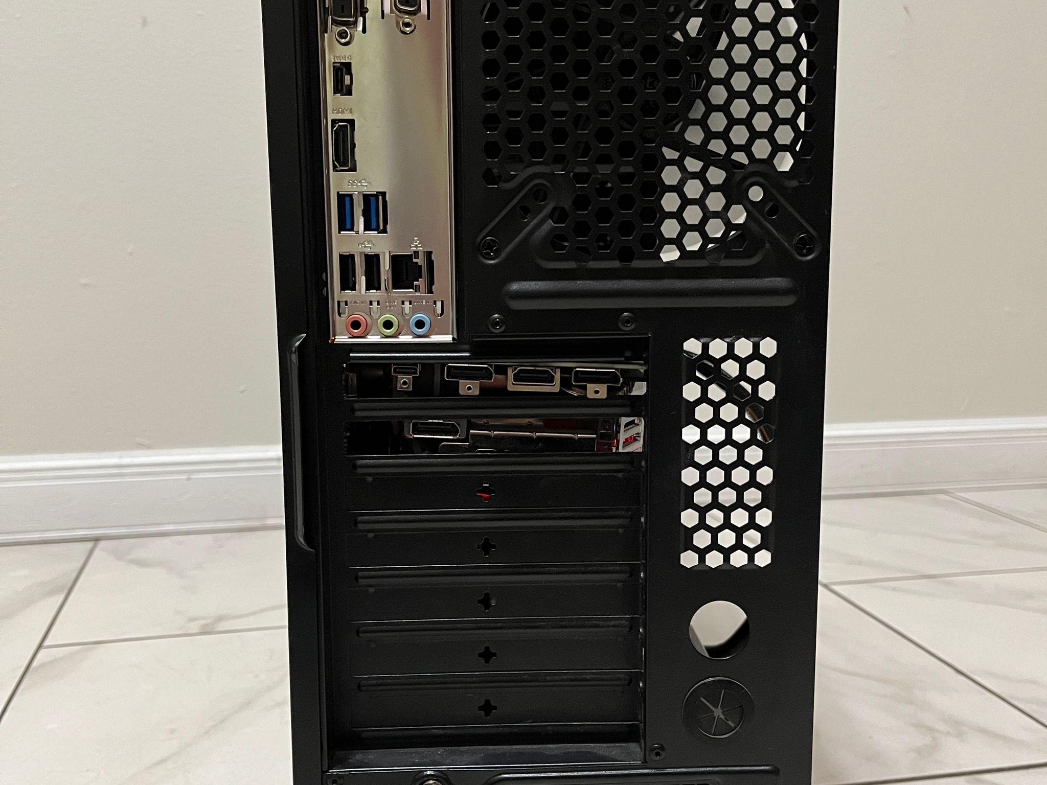 NVIDIA RTX 2070, Intel i7-7700, 16GB RAM, 3.1TB Storage - Gaming PC w/Wi-Fi, BT