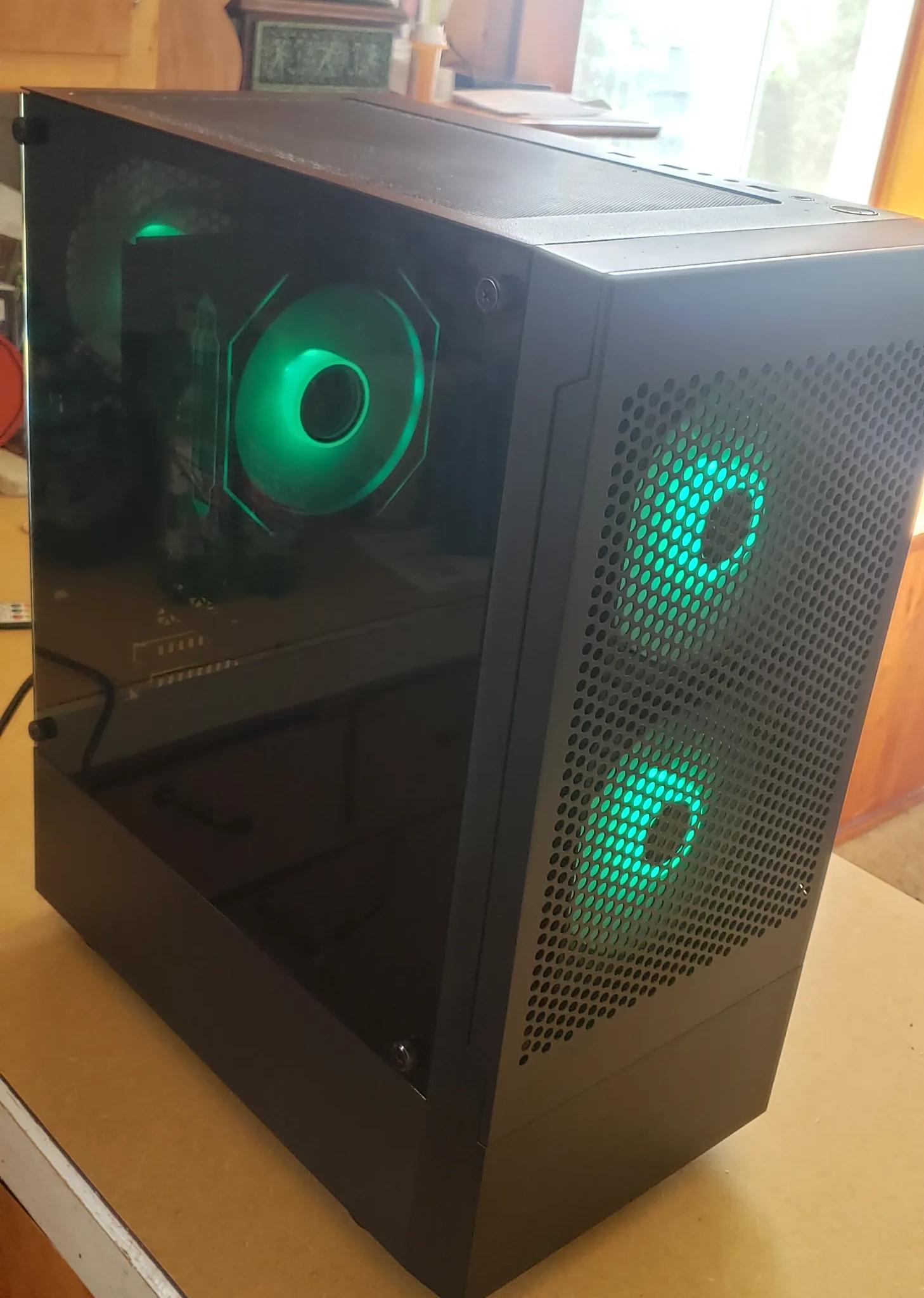 Xeon CPU 12 core GTX 1070 32GB DDR4 budget gaming pc