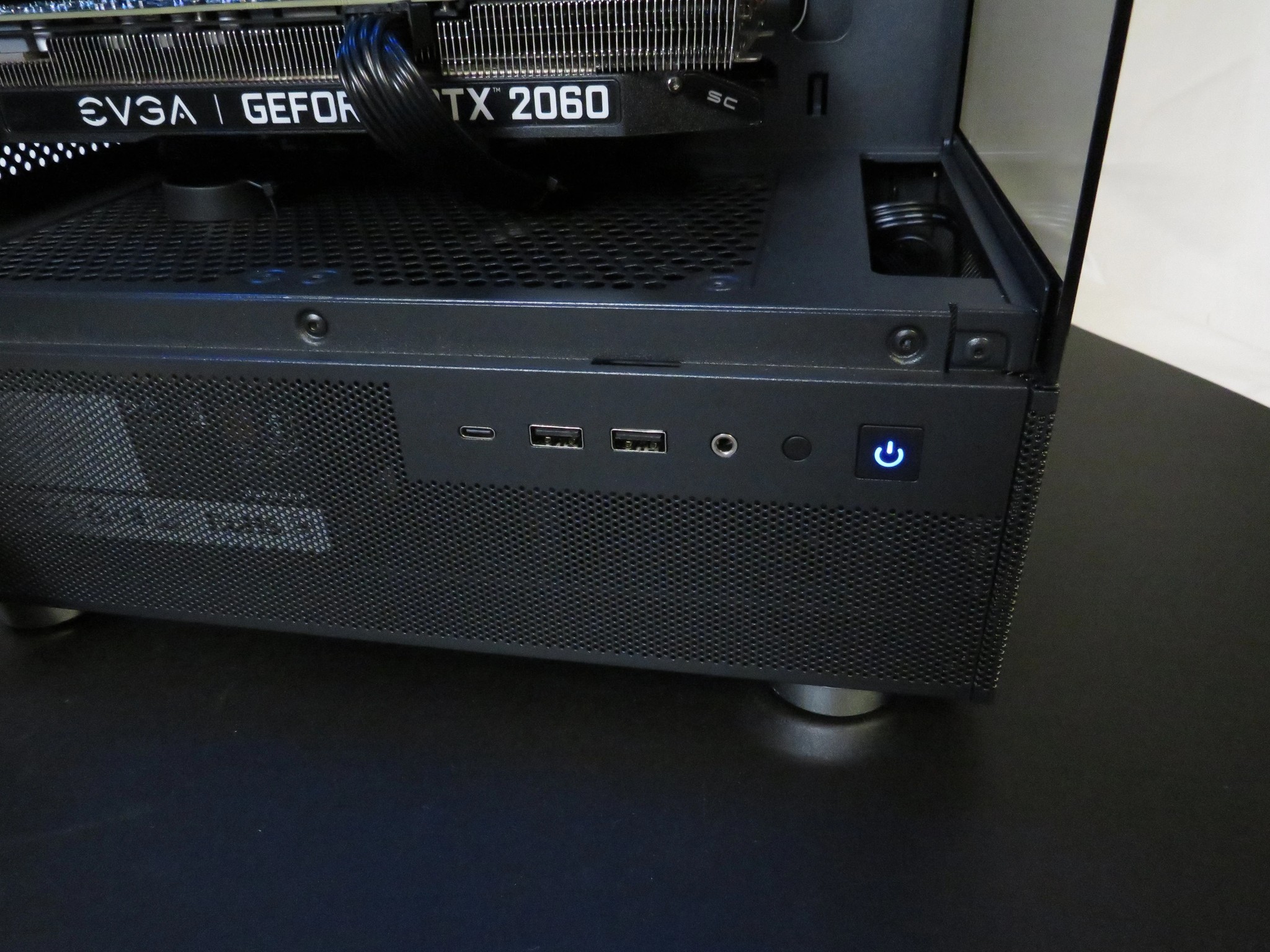 Price to Performance Master V2: RTX 2060 + Ryzen 5 2600 + 1 TB NMVE SSD + WiFi dongle
