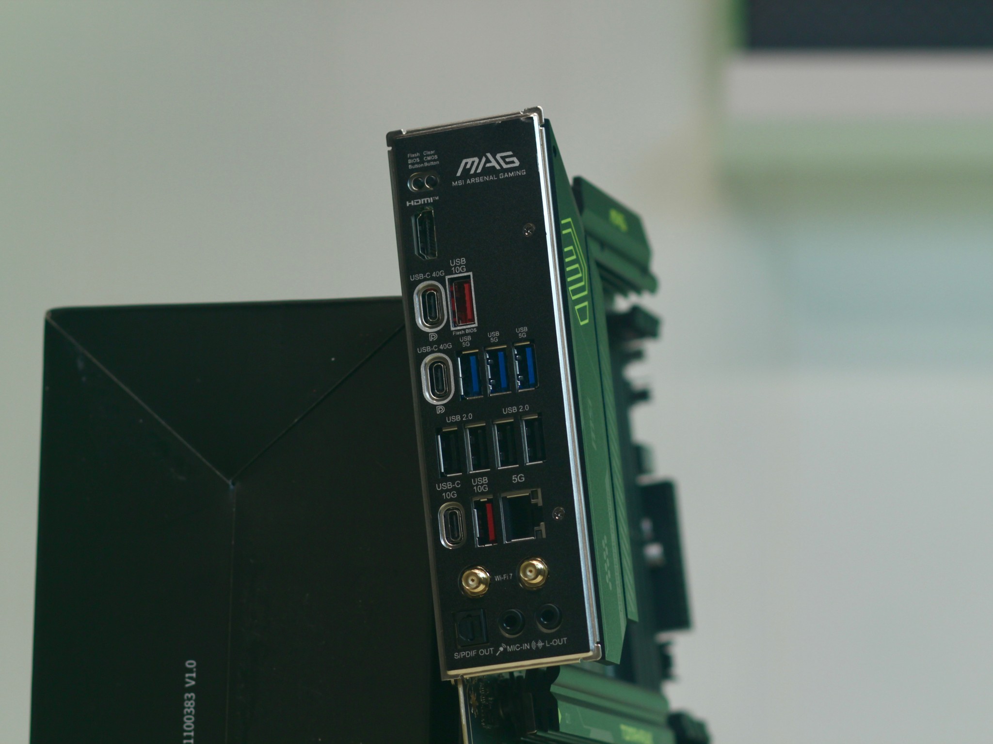 MSI MAG X870 TOMAHAWK WIFI