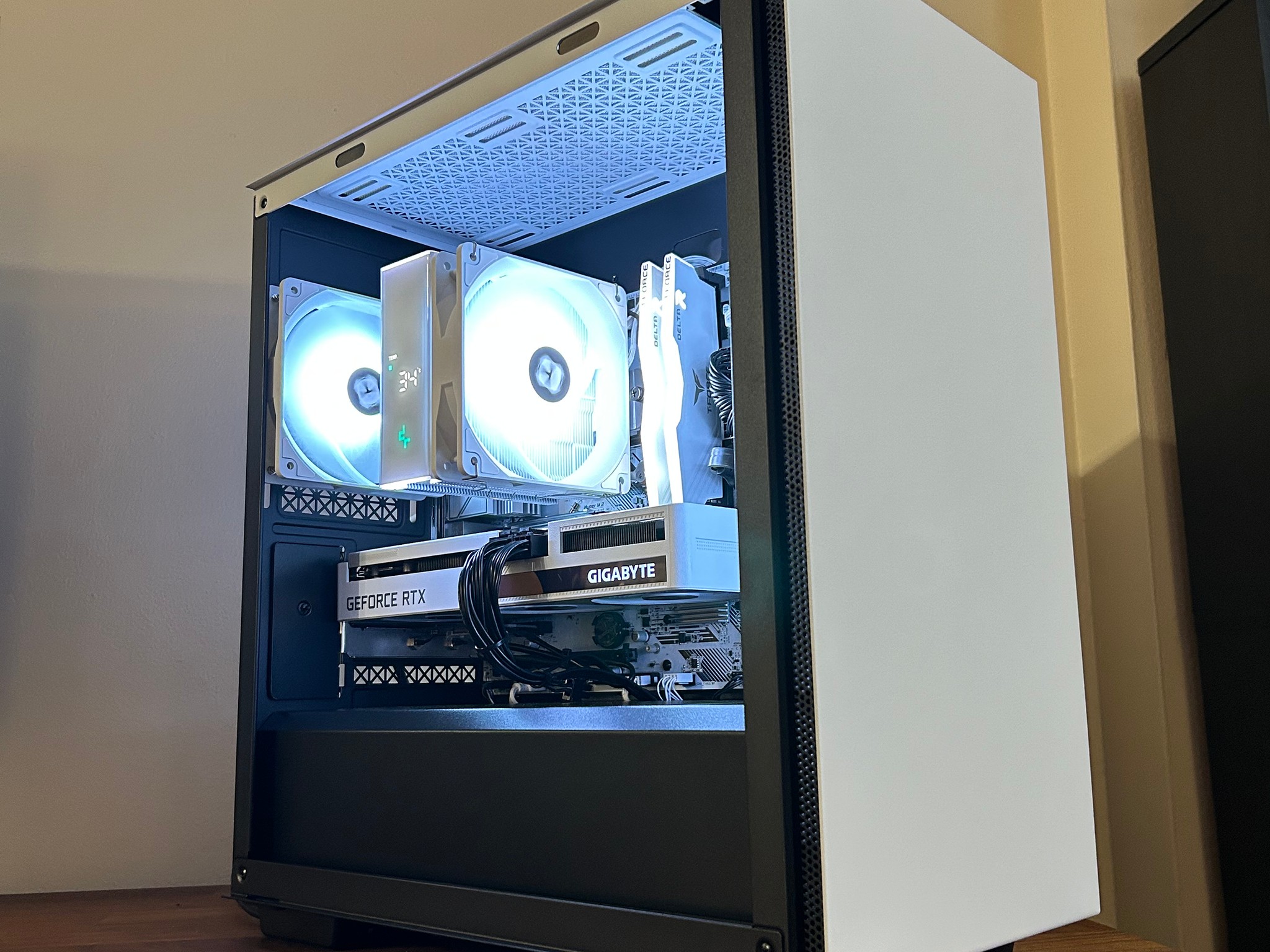 **Holiday Weekend Sale** RTX 3060ti | Ryzen 5 5600 | 1TB SSD | The Mid-Range Beast V12