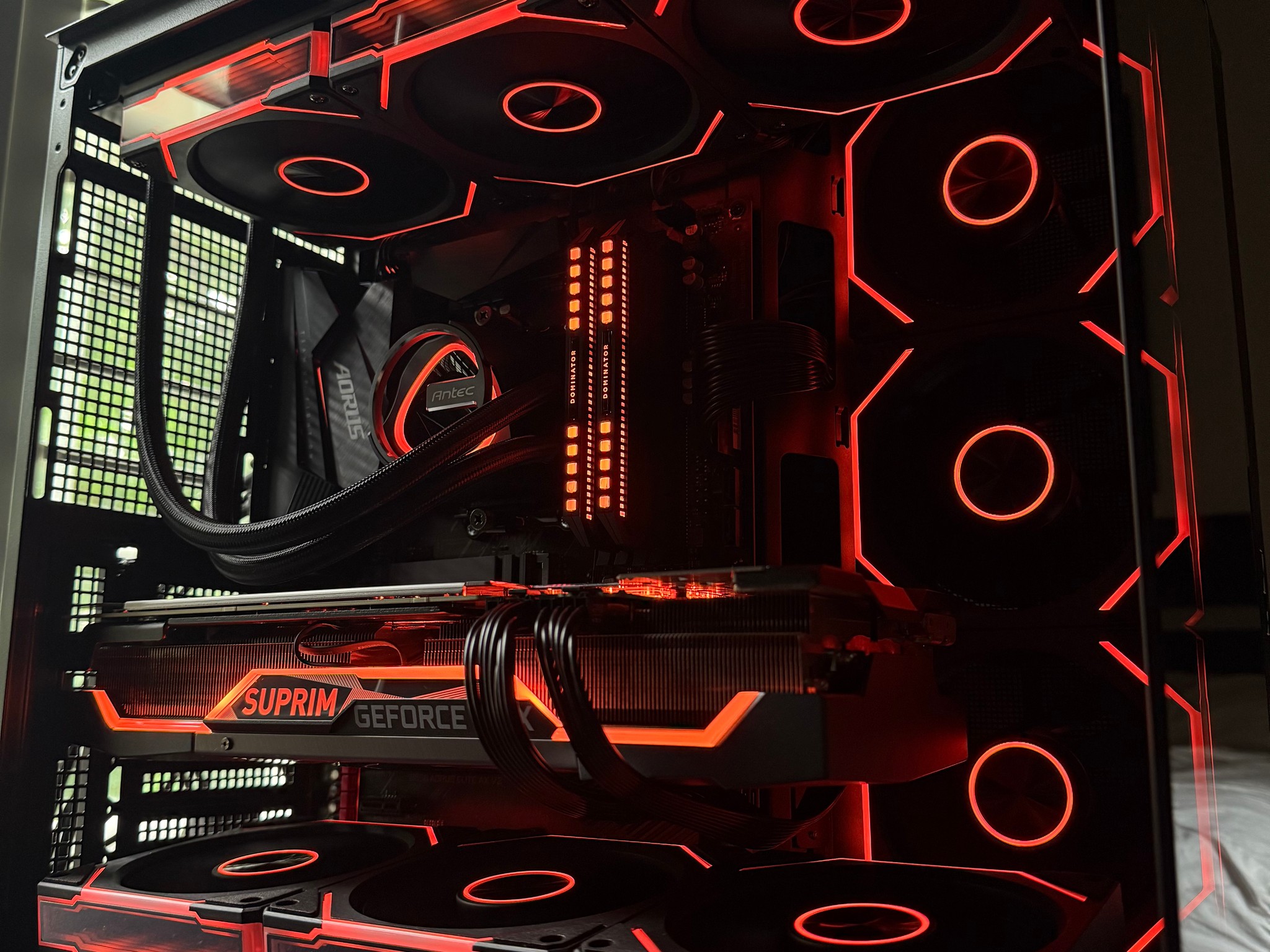 High-End Gaming PC | Ryzen 7 5800X | MSI Suprim X RTX 3070 | 32GB Corsair Dominator Ram