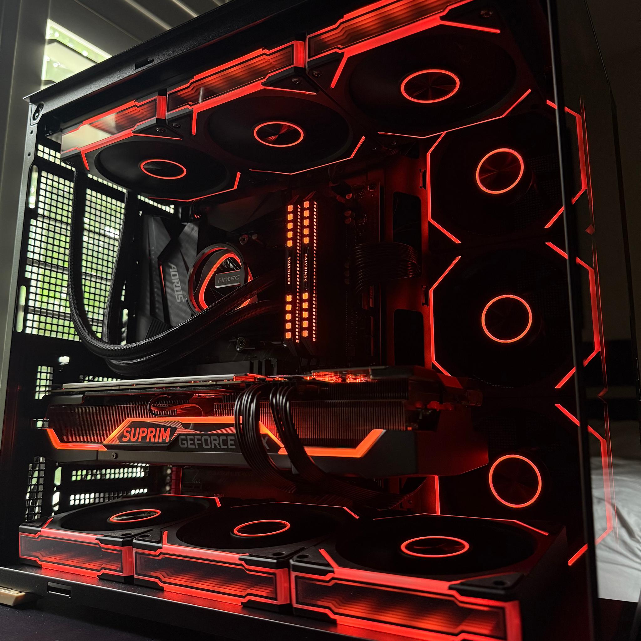 High-End Gaming PC | Ryzen 7 5800X | MSI Suprim X RTX 3070 | 32GB Corsair Dominator Ram