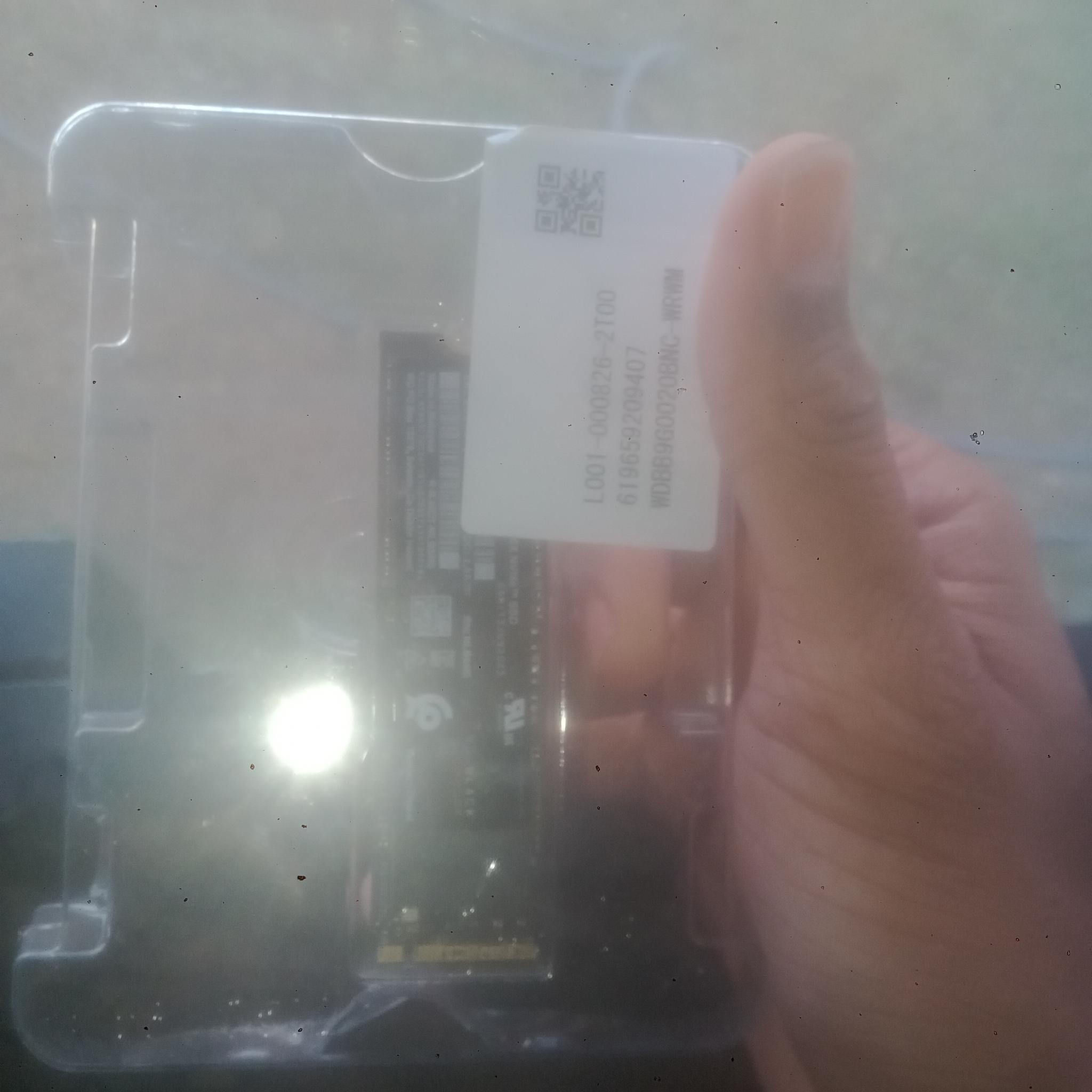 WD black SN850x NVMe SSD 2TB 7300mb/s