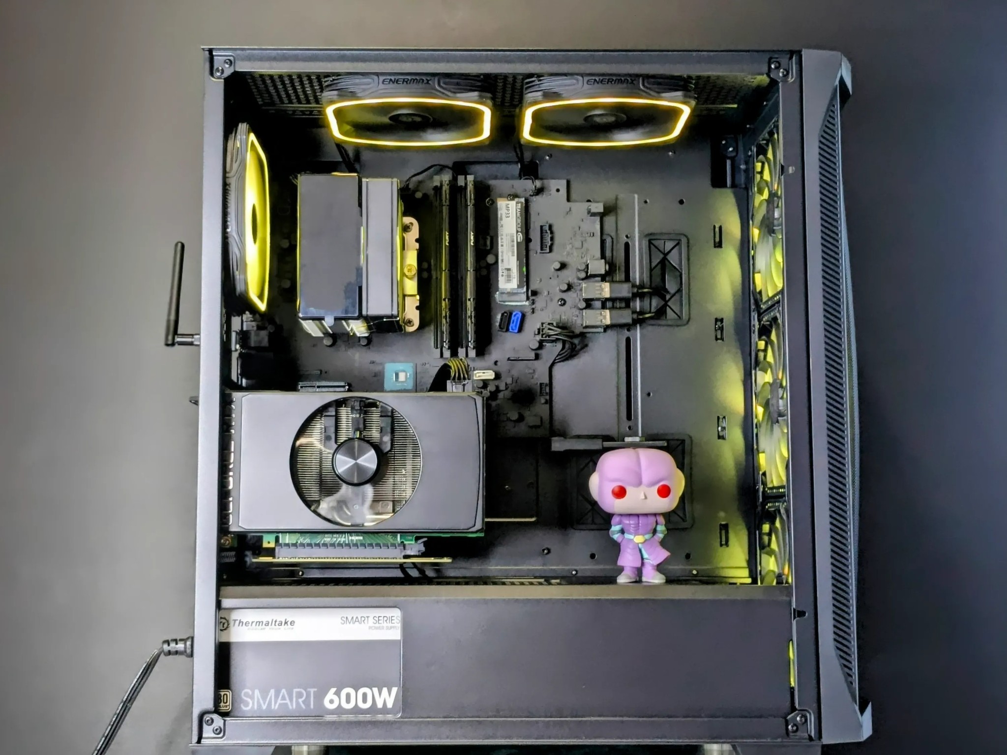 Hit (1080p Beast)🟣RTX 2060 Super⚫Intel I5-8600K@4.2GHz⚫16GB FURY/DDR4⚫1TB PCIE Gen3x4 SSD⚫Windows 11