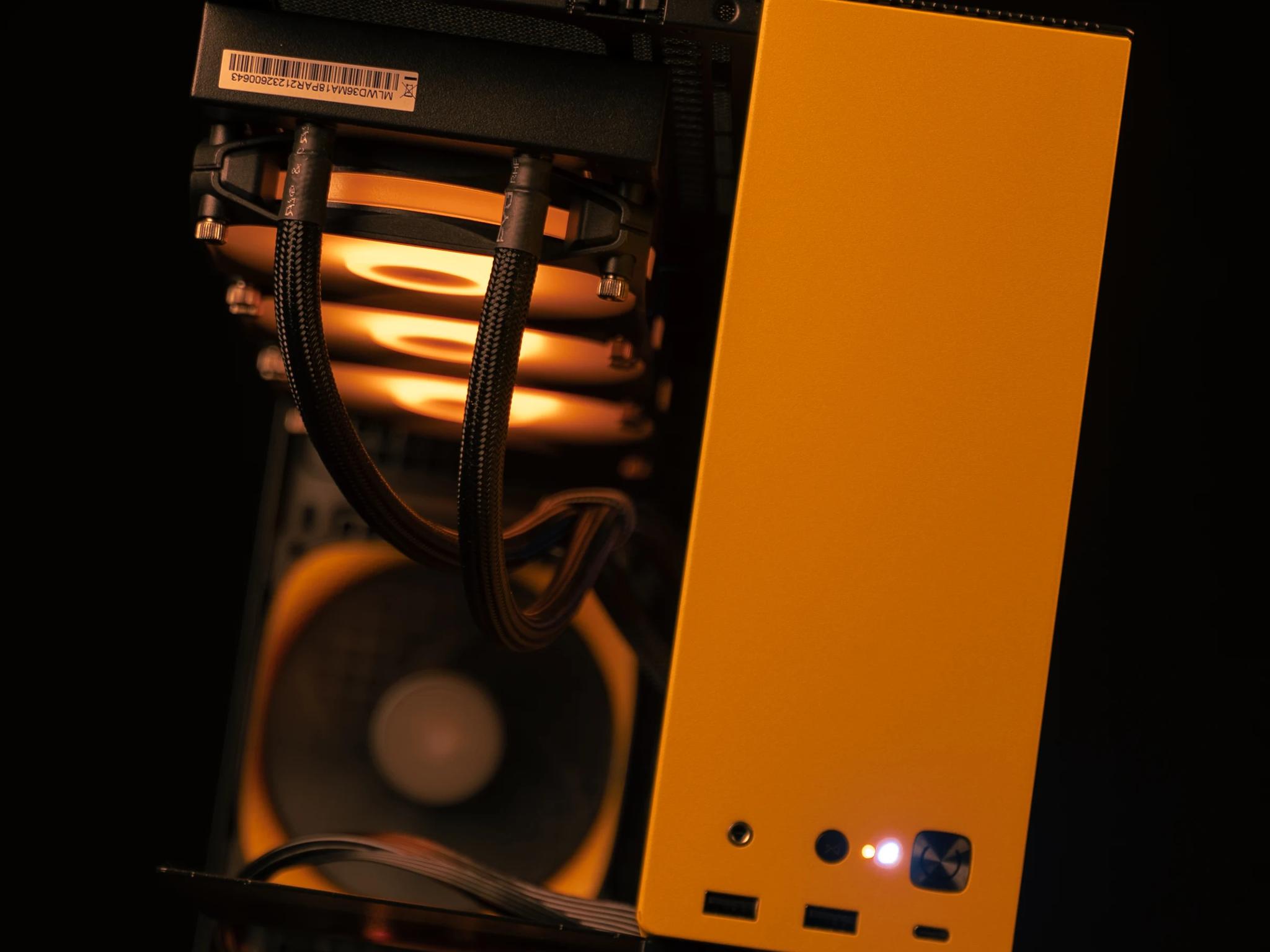 “Psyllobora” RTX 4070 Ti Super i7 13700F 32GB Windows 11 Pro 2TB Workstation Gaming PC