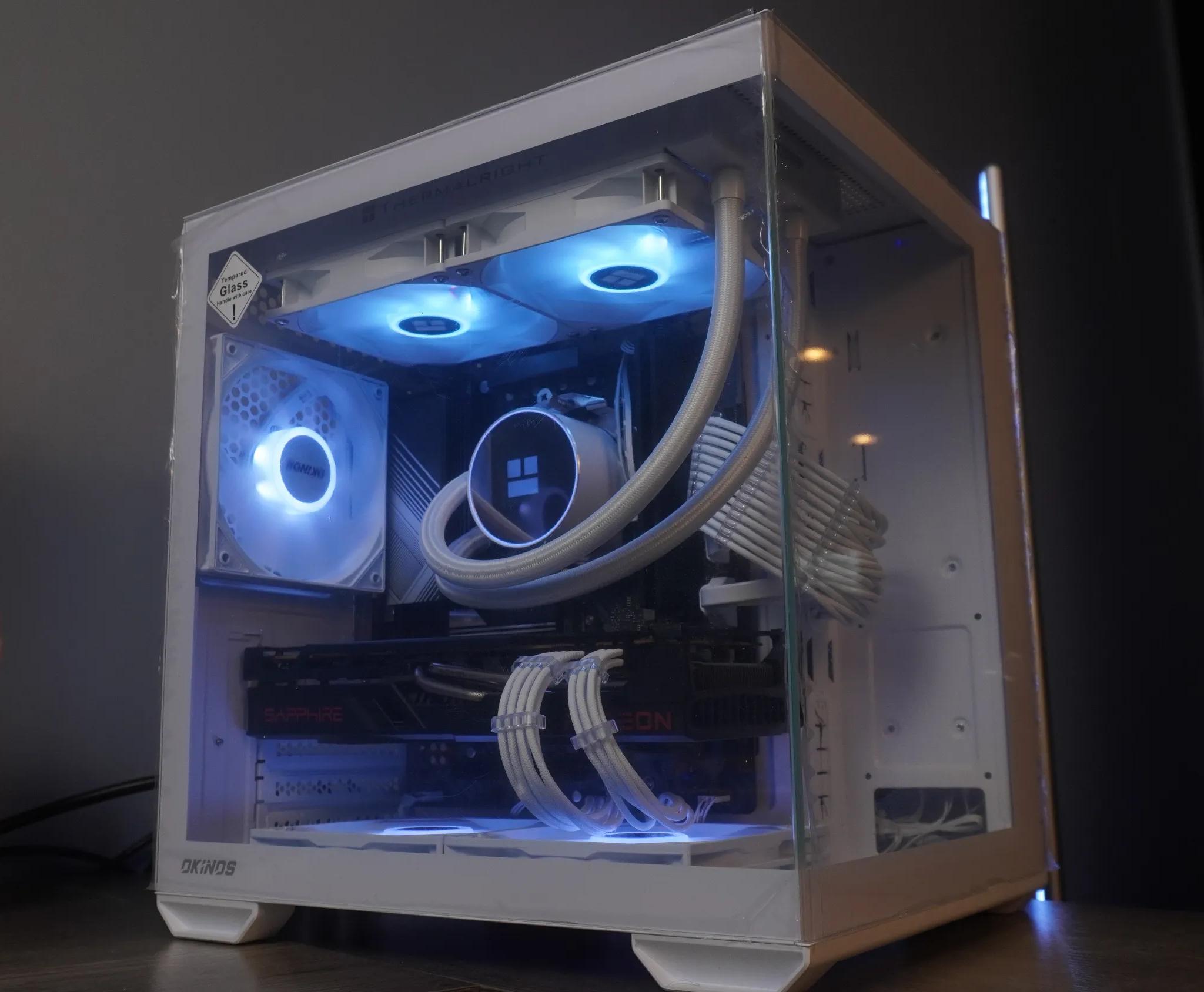 🤍 ARCTIC BEAST 🤍 1440p/1080p GAMING MACHINE 🧡 RX 6700XT 12GB 🧡 Ryzen 5 8400f | 32GB | 1TB