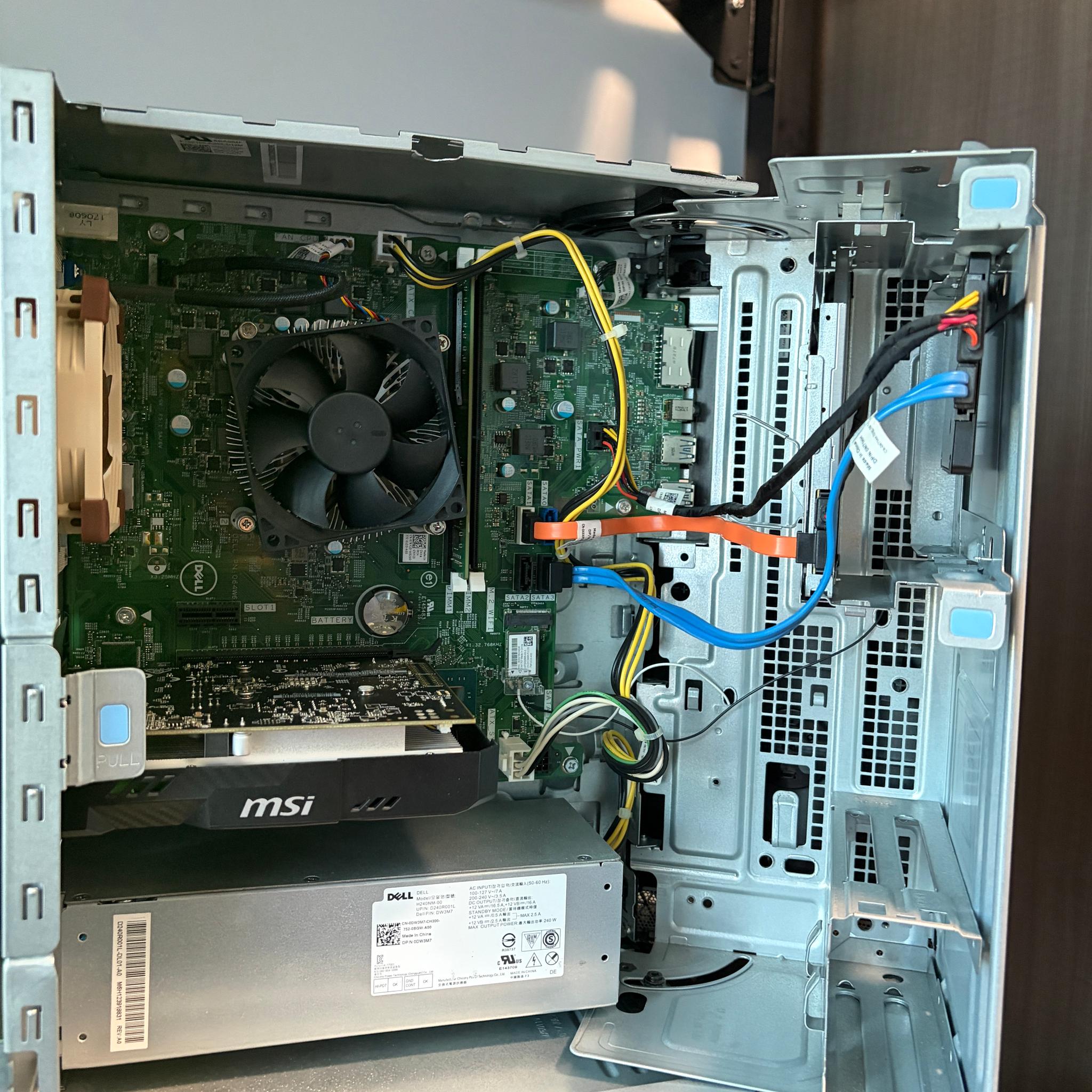 RX 560 + i7-7700 gaming pc