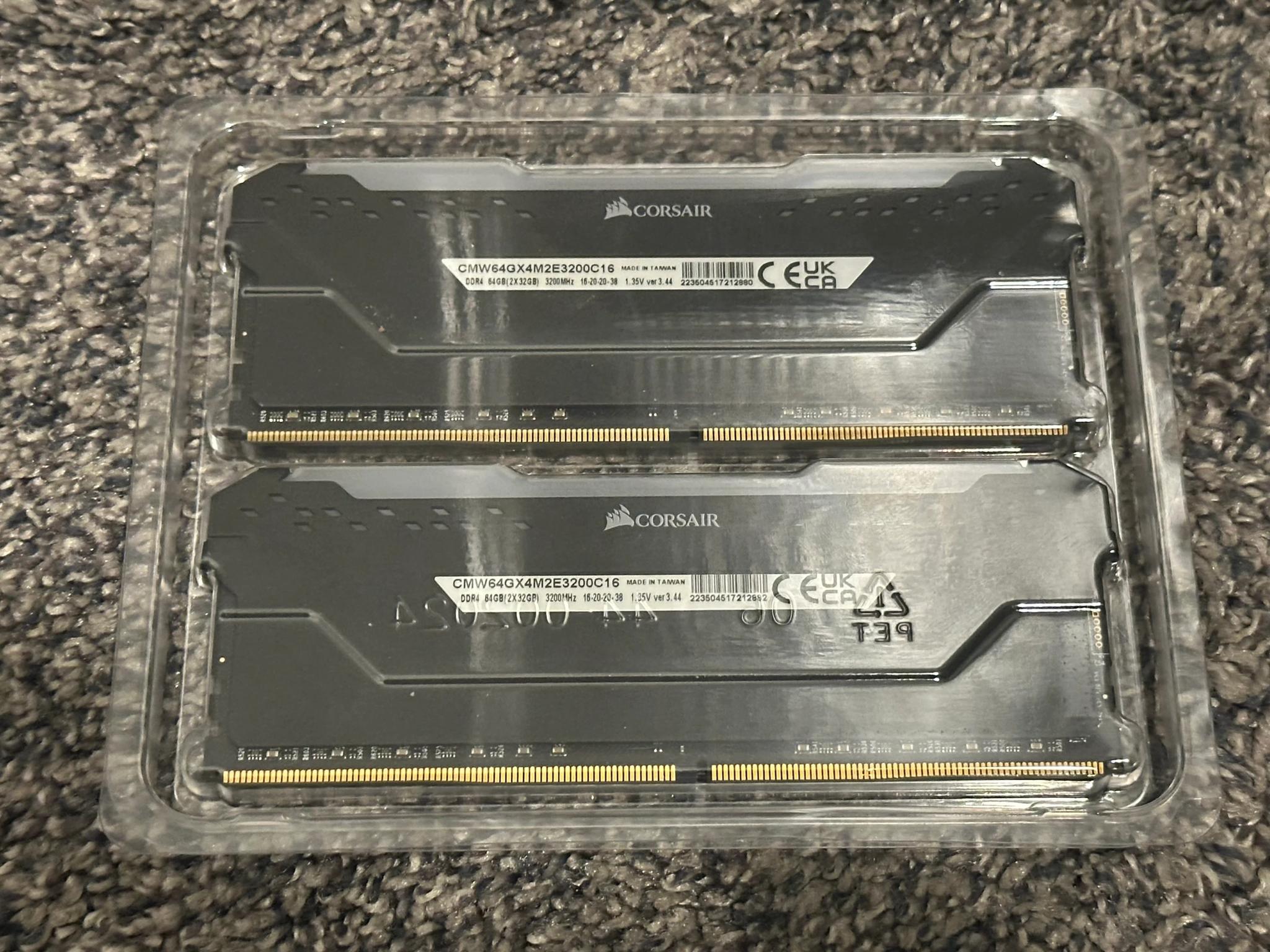 Corsair Vengeance RGB Pro 64GB (2x32GB) DDR4 3200 C16 memory