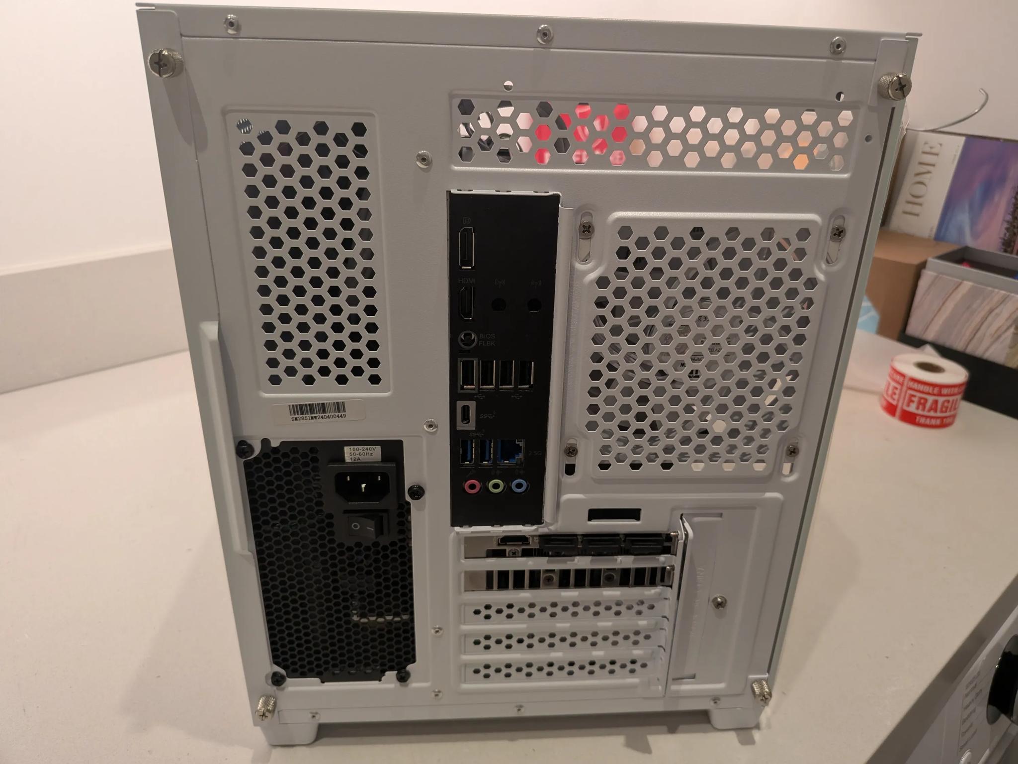 White Gaming PC - Ryzen 7600X, RTX 4070 Super, 32 GB DDR5, 1 TB