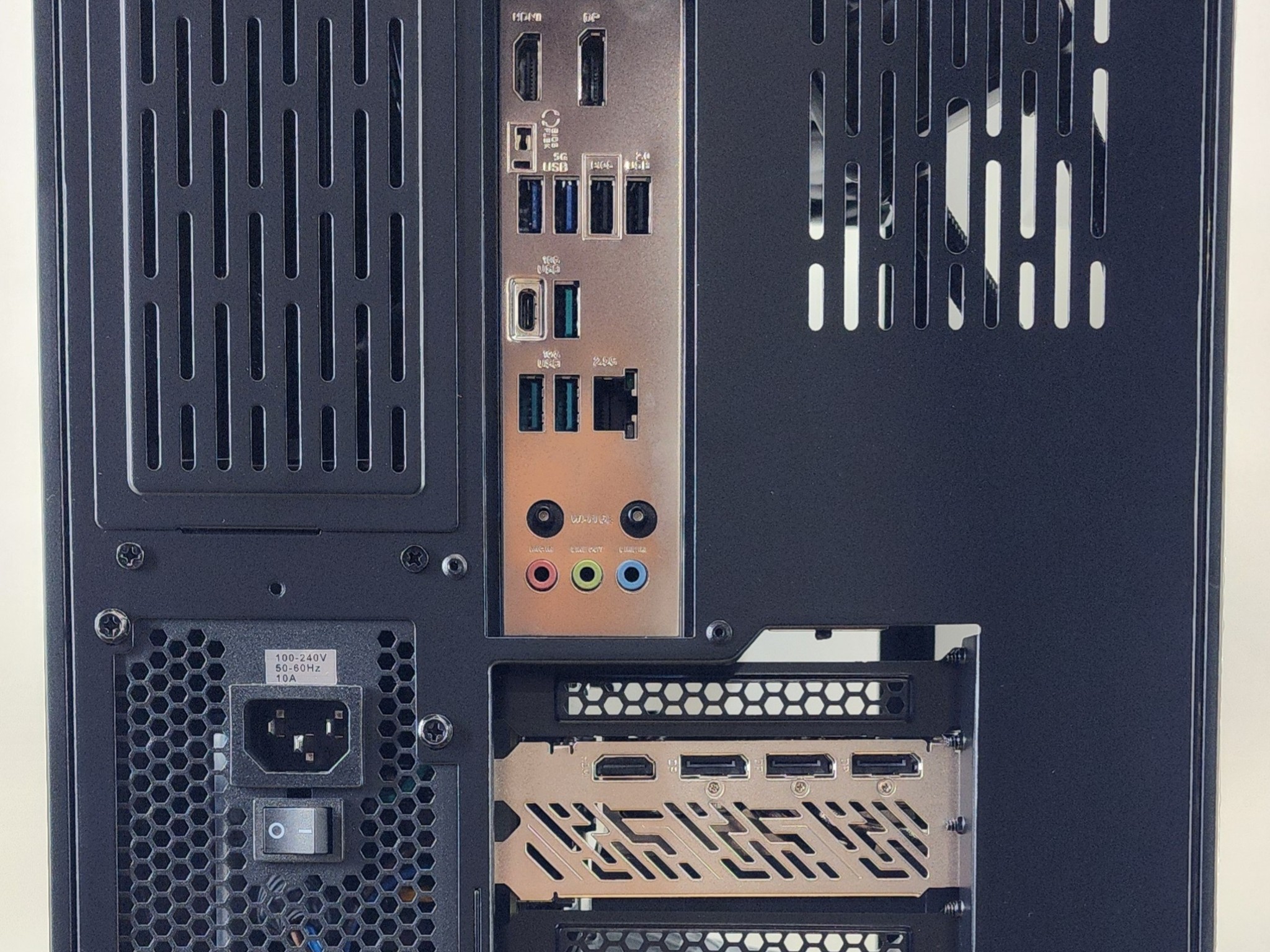 Gaming PC Ryzen 7 9800X3D 32GB RAM 1TB SSD RX 9070 16GB Windows 11 Computer