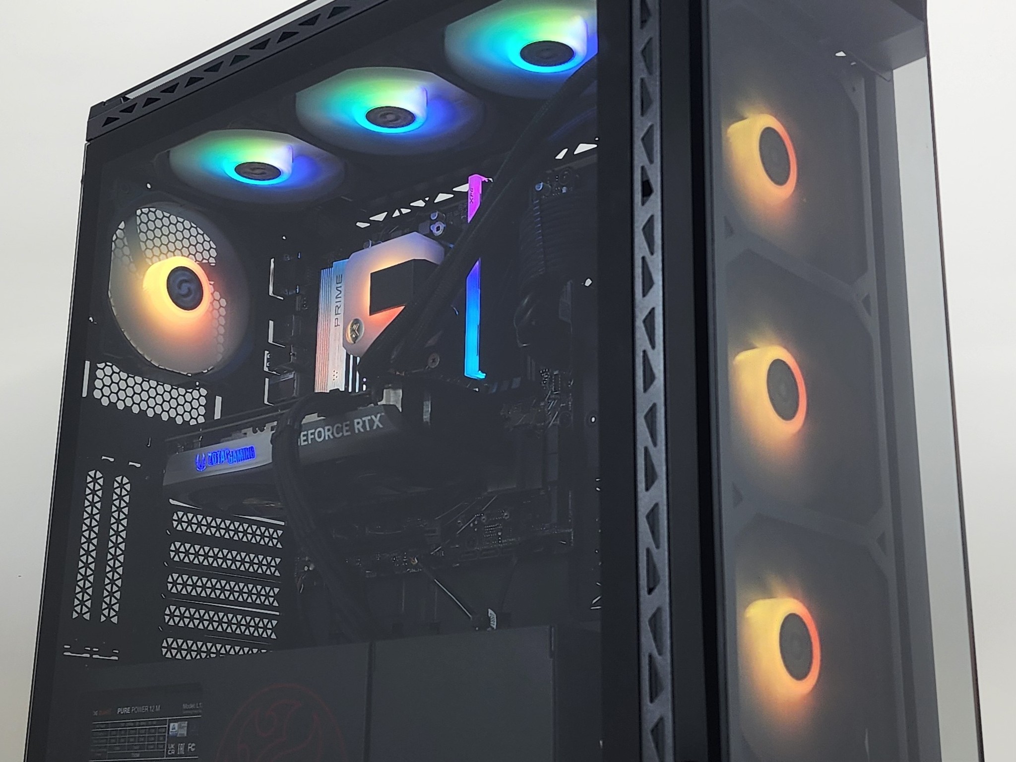 Gaming PC Ryzen 7 9700X 16GB RAM 1TB SSD RTX 4060 Ti 16GB Windows 11 Computer