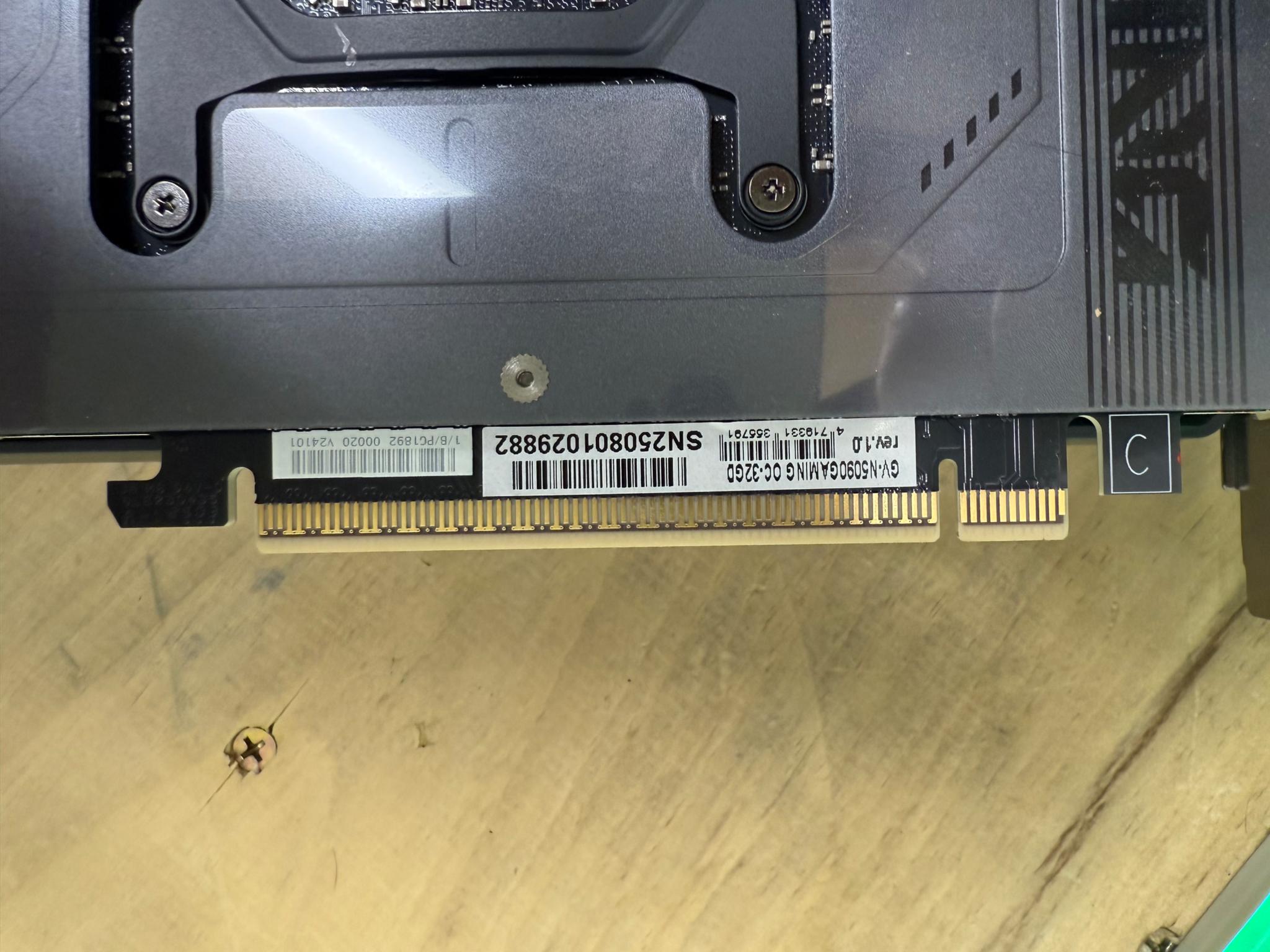 🔥RTX 5090 🔥 was opened and stress tested NO MISSING ROPS I CANT BELIVE I HAD TO CHECK THIS