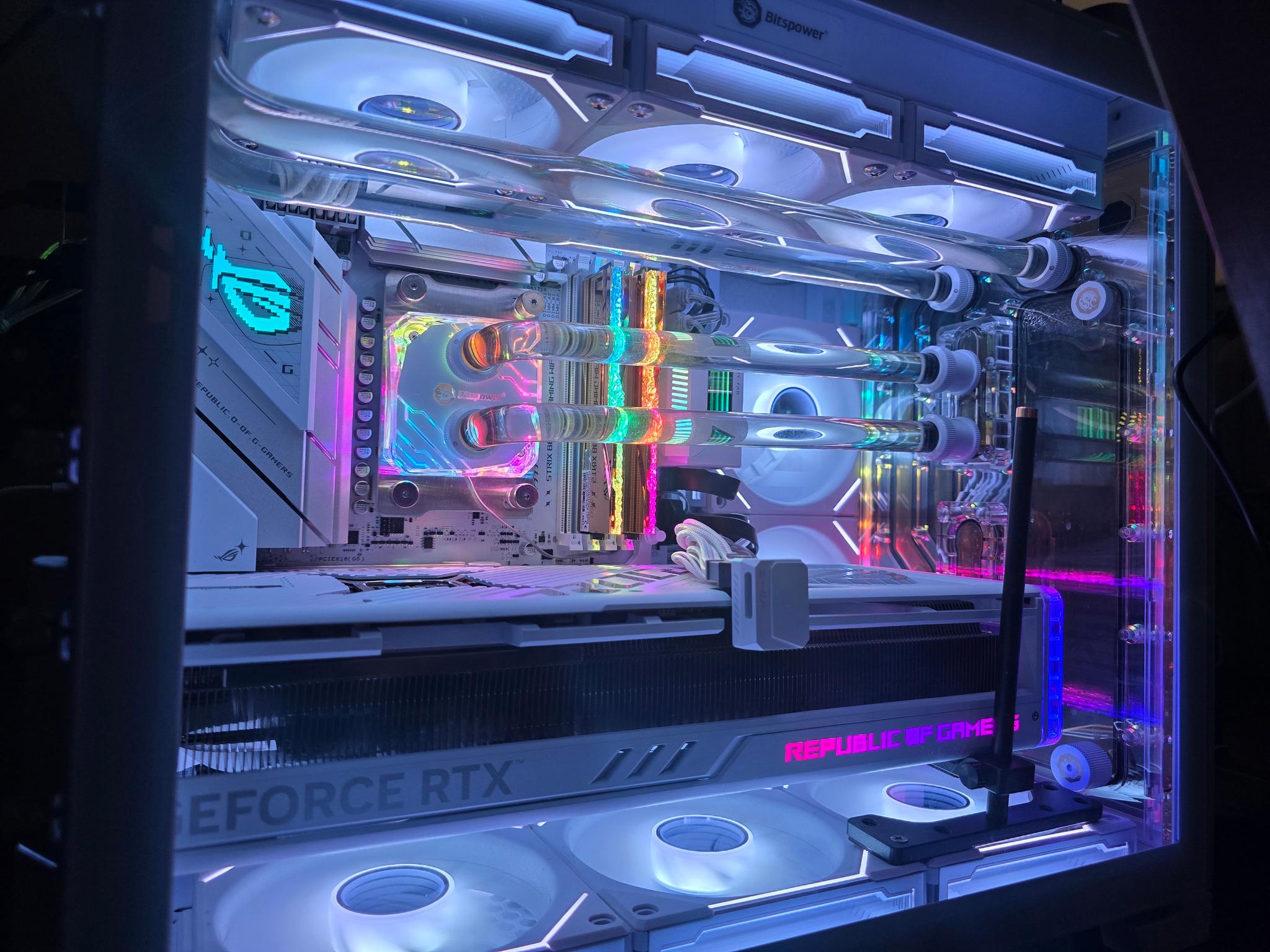 ASUS ROG STRIX GAMING OC GeForce RTX 4080 - Image 4