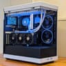 🐼 Ryzen 7 7800x3d | RTX 5070 Ti 16gb | 32GB DDR5-6000 | 4 TB SSD 🐼