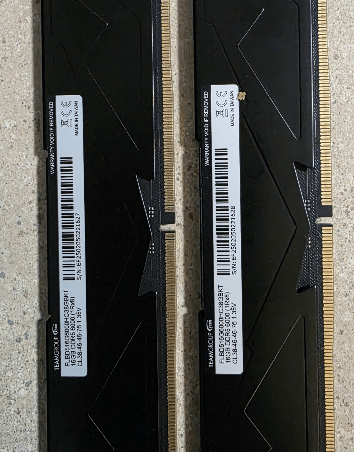 Like New- T-FORCE VULCAN DDR5 6000 2x 16GB (32GB)