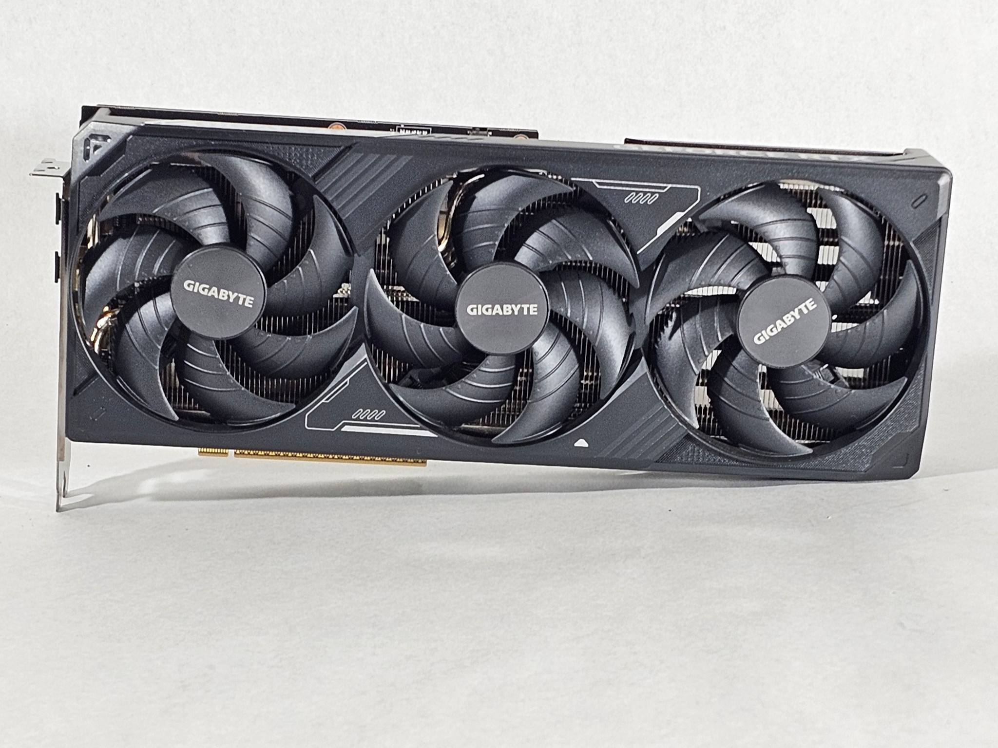 RTX 5080 Gigabyte 16GB