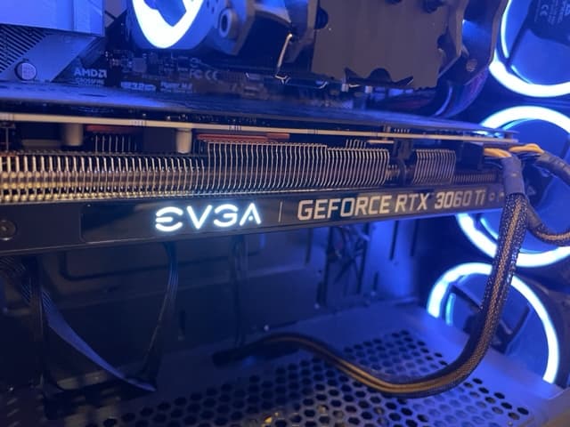 Great shape! EVGA RTX 3060TI FTW3 ULTRA