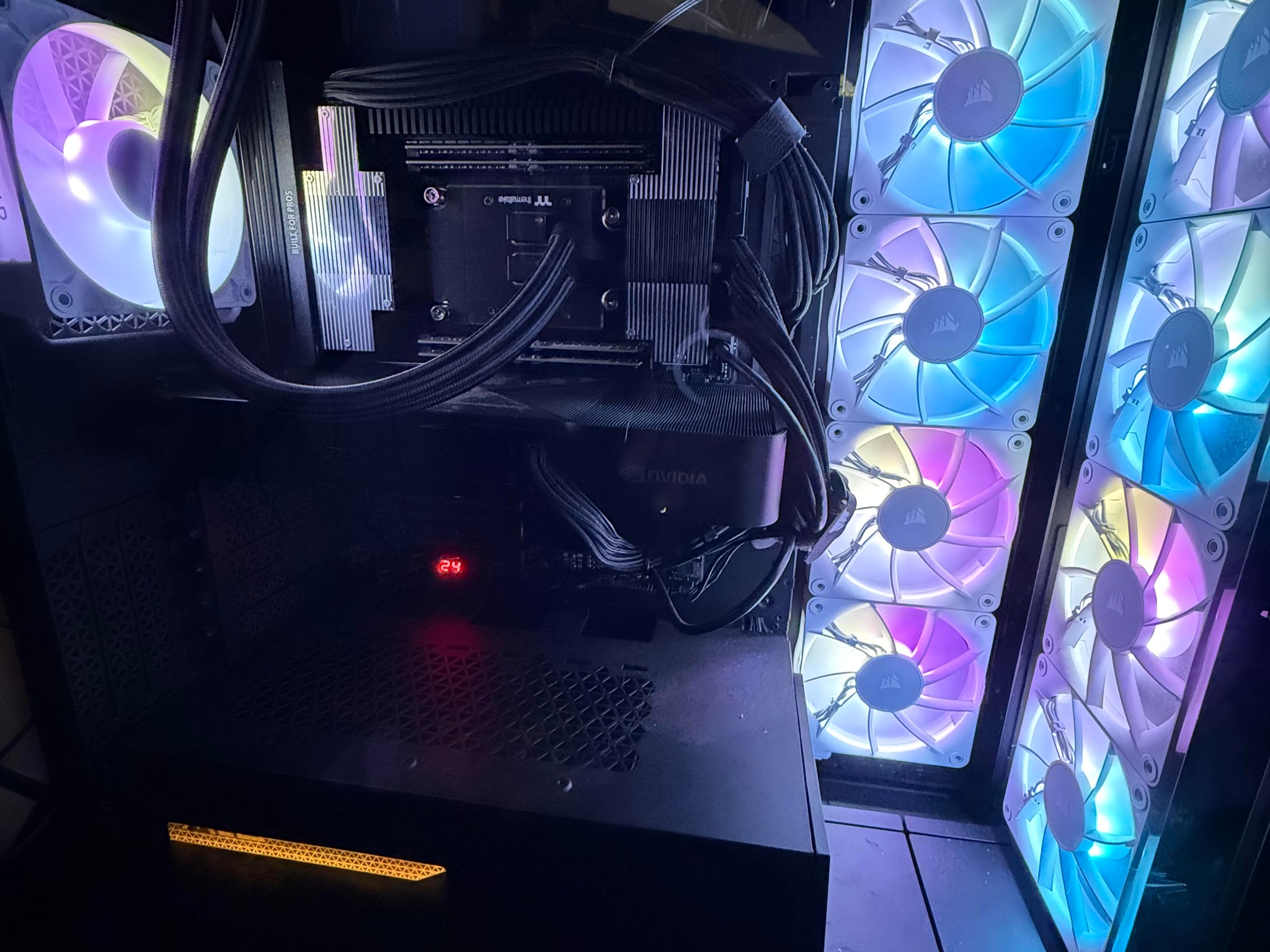 NVIDIA RTX PRO 6000 Blackwell Workstation 96gb | AMD Ryzen Threadripper 7970X | G.Skill ECC 128gb