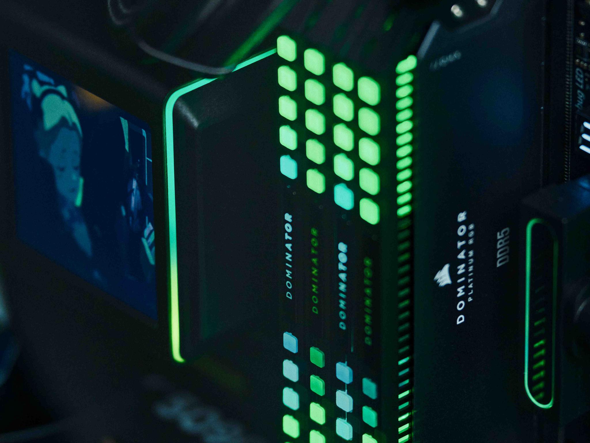 High-End 5090 OC Gaming & AI PC - RTX 5090 OC + 64GB DDR5 + AMD Ryzen 9 7950X