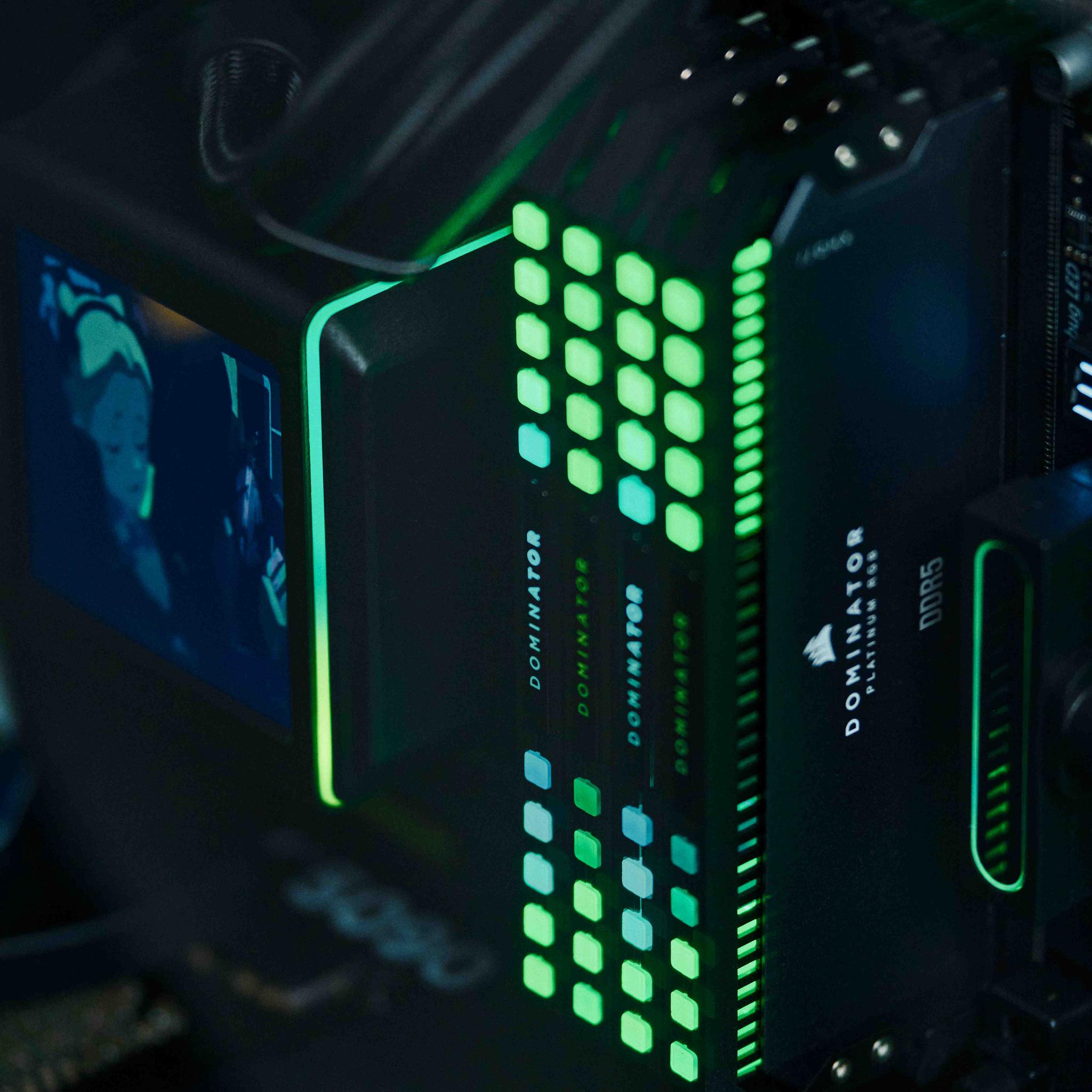 High-End 5090 OC Gaming & AI PC - RTX 5090 OC + 64GB DDR5 + AMD Ryzen 9 7950X