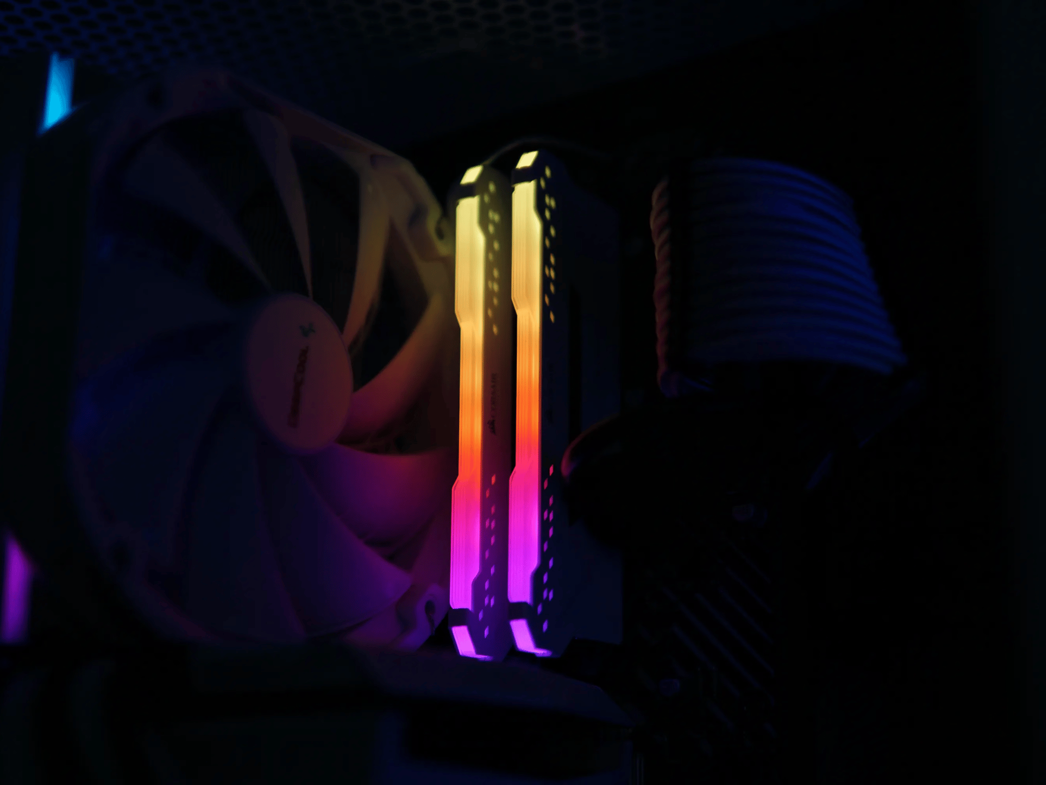 Maroon | i5 12600k - RTX 3070 Gaming and Streaming PC