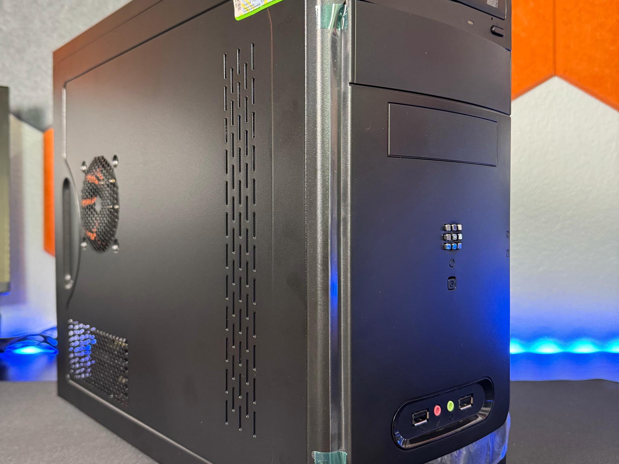🖥️ **CUSTOM SLEEPER GAMING PC — BUILT TO SURPRISE** 🖥️