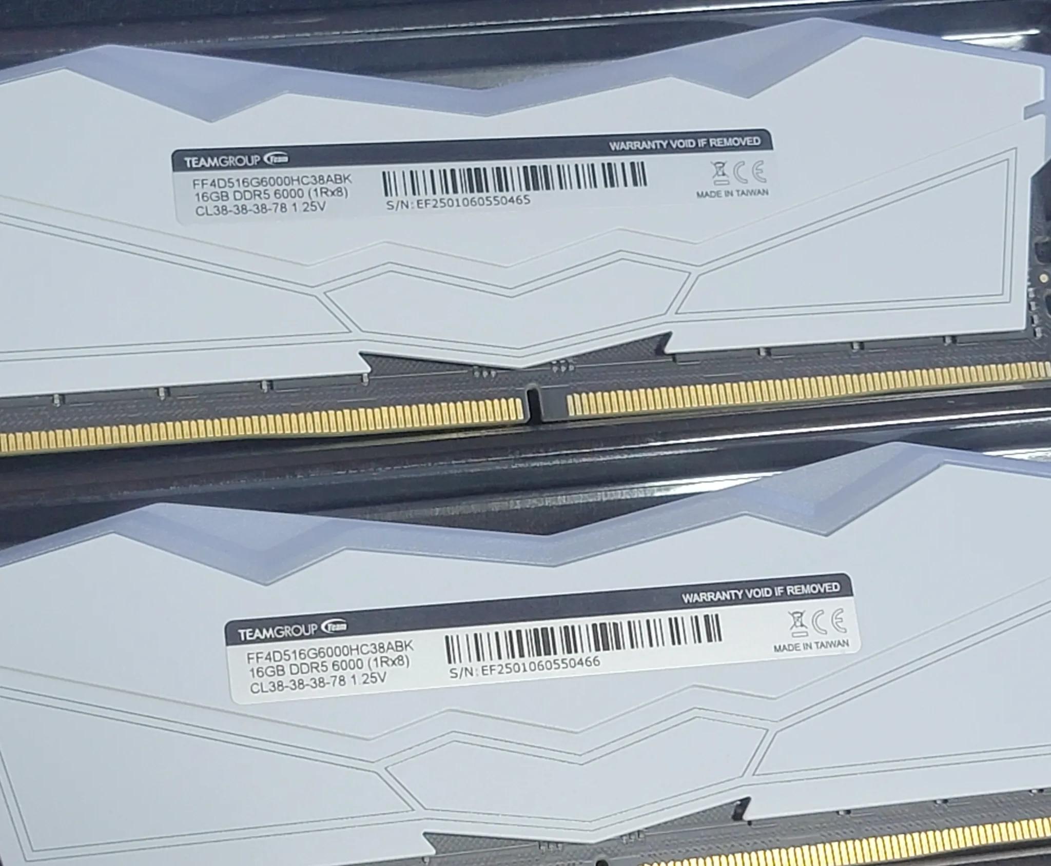 T-Force Delta RGB DDR5 White-4x16 64 GB 6000/CL38
