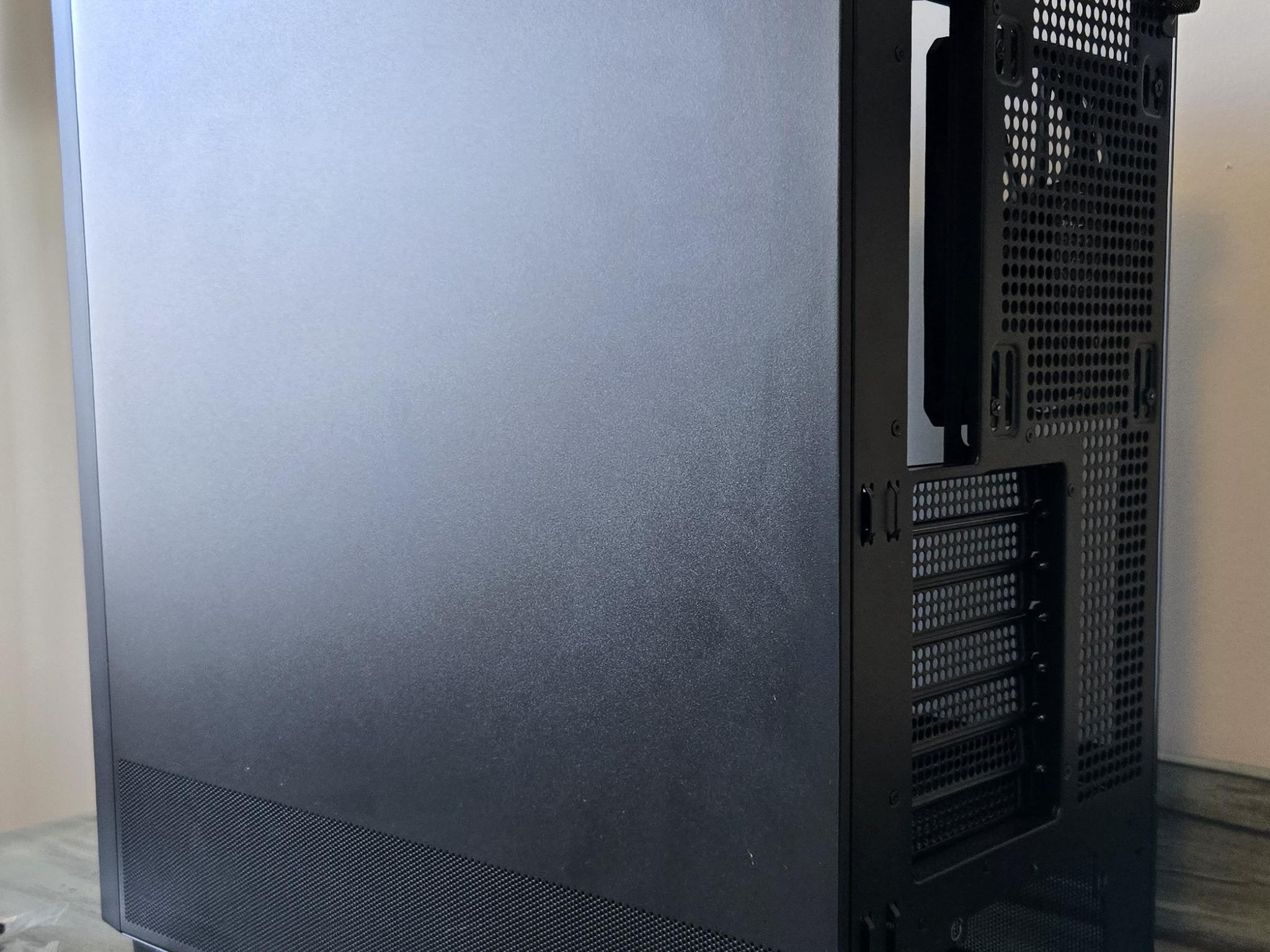 Antec Flux, Barely used, purchased in september 2025.  Black, great condition. All Fans Included