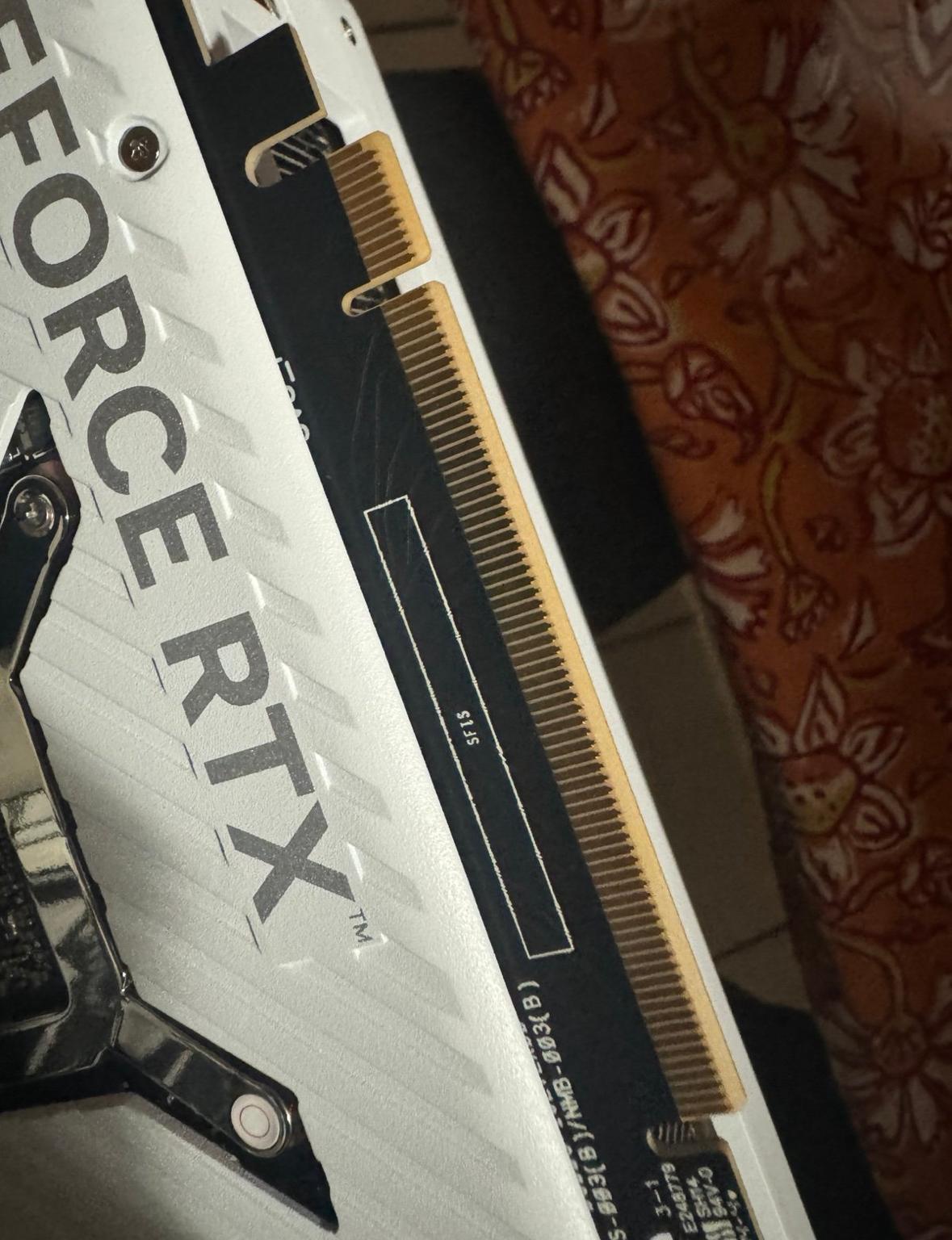❄️ WHITE ASUS ROG STRIX 4090 ❄️ ⚠️ HARD TO FIND GPU ⚠️