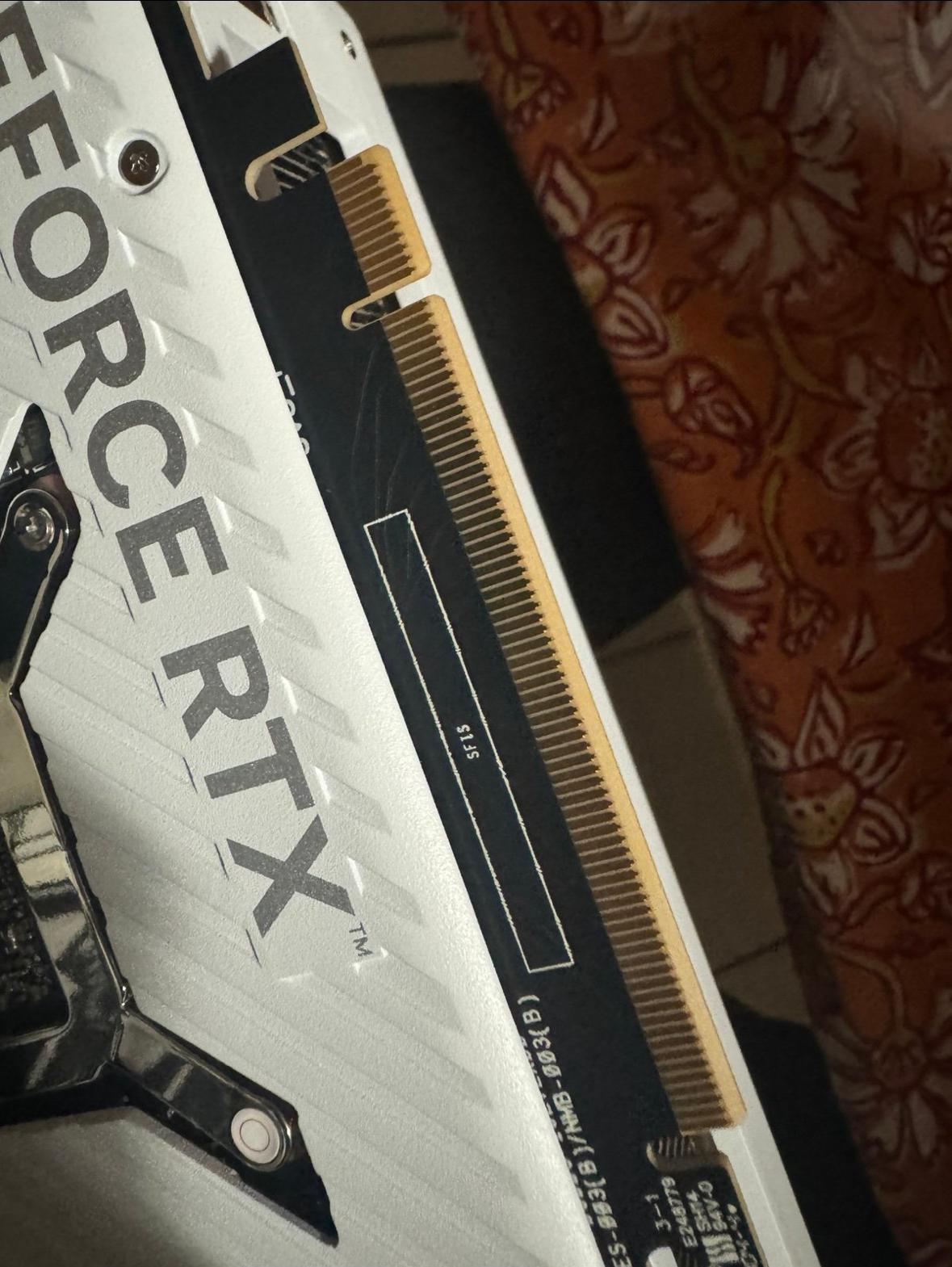 ❄️ WHITE ASUS ROG STRIX 4090 ❄️ ⚠️ HARD TO FIND GPU ⚠️