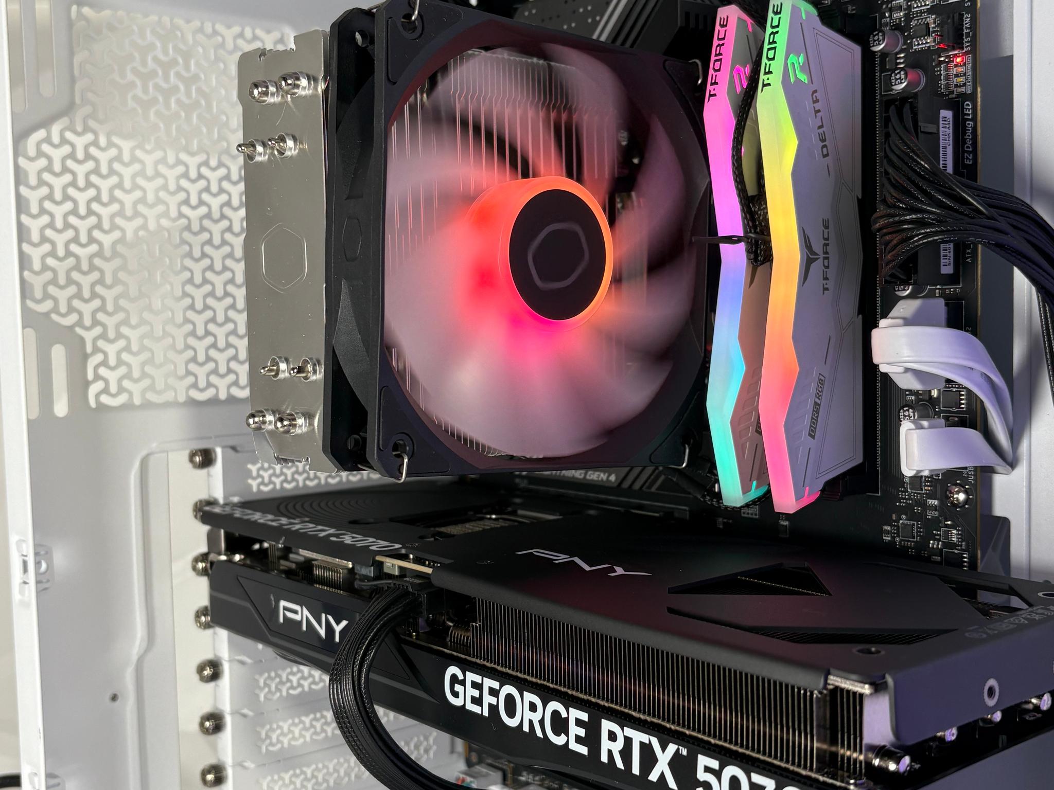 //ICEBERG V2// - RTX 5070, i5 14400F, 16GB DDR5, 1TB SSD Whiteout Gaming PC by EXT PCs