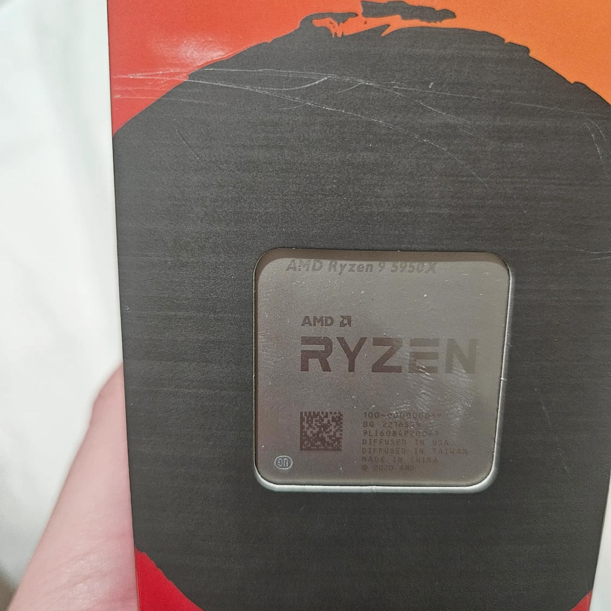 *PERFECT CONDITION* AMD Ryzen 9 5950x