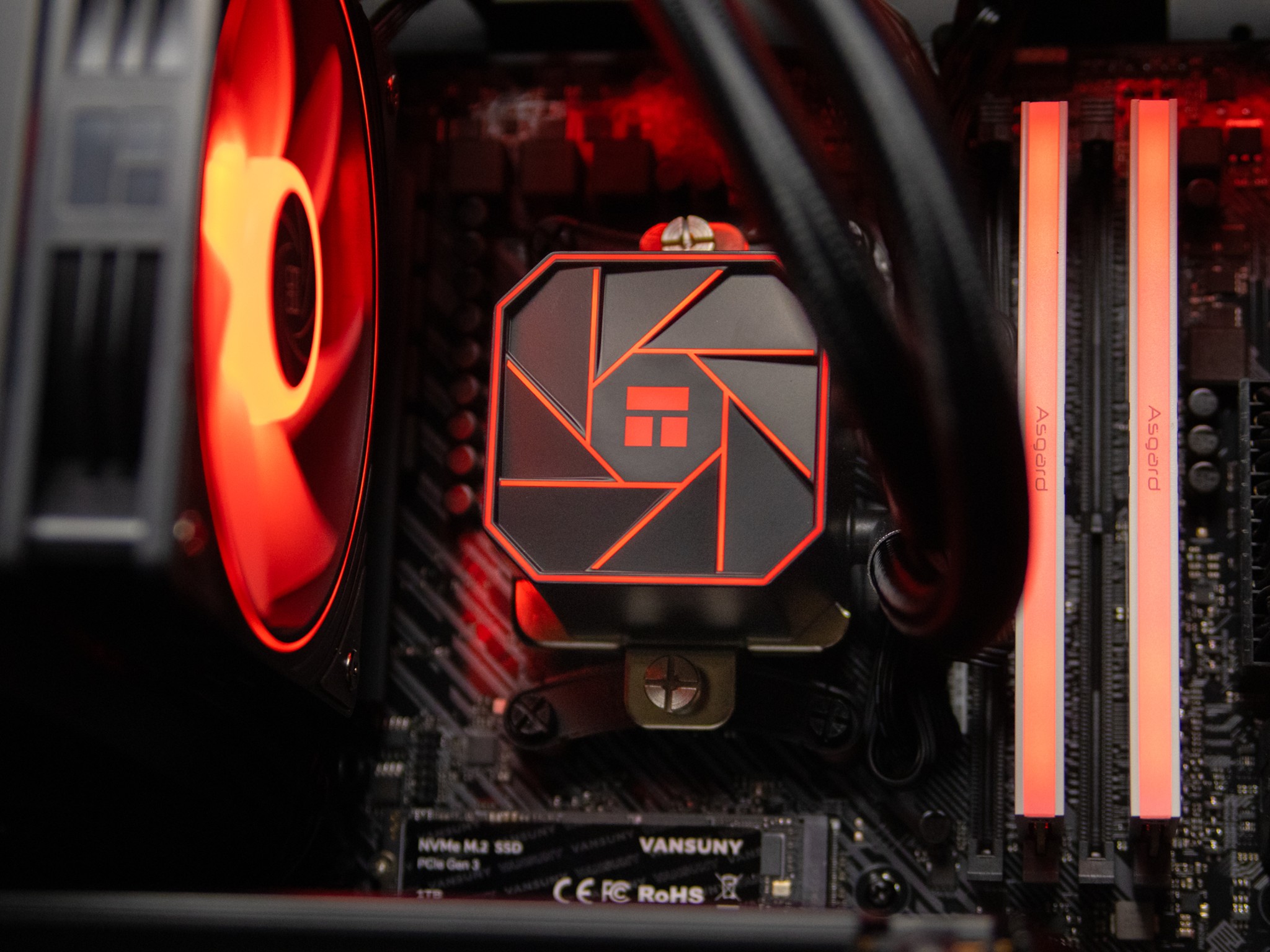 “Stryker” RX 7600 16GB Ryzen 5 Windows 11 1 TB Gaming Powerhouse