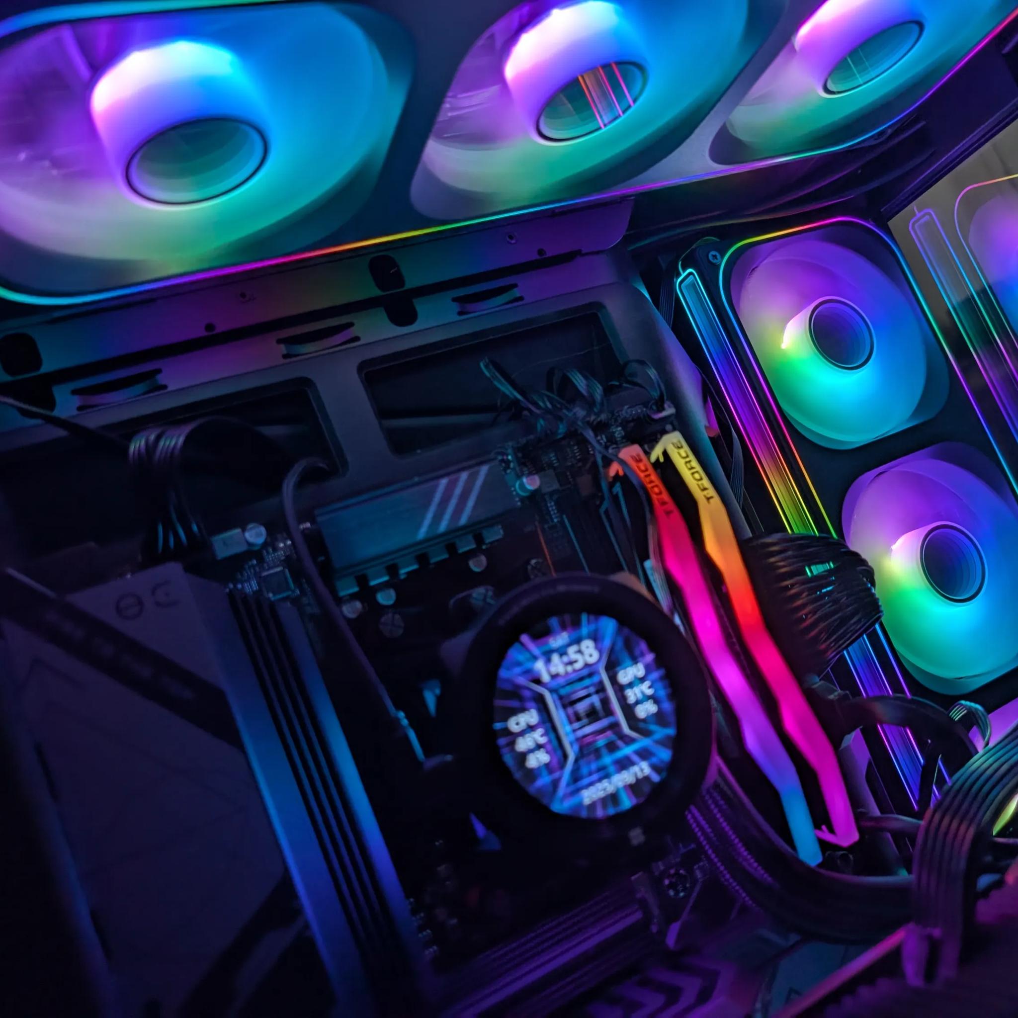 Hyte Y70 Touch with 9900X | RTX 3090 | 32GB DDR5 | 2TB NVME