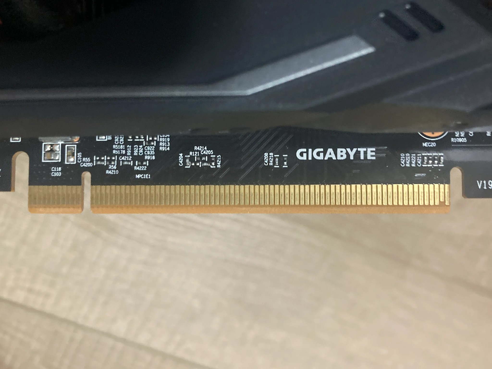 AMD RX 5600XT 6GB (Gigabyte Gaming OC Model)