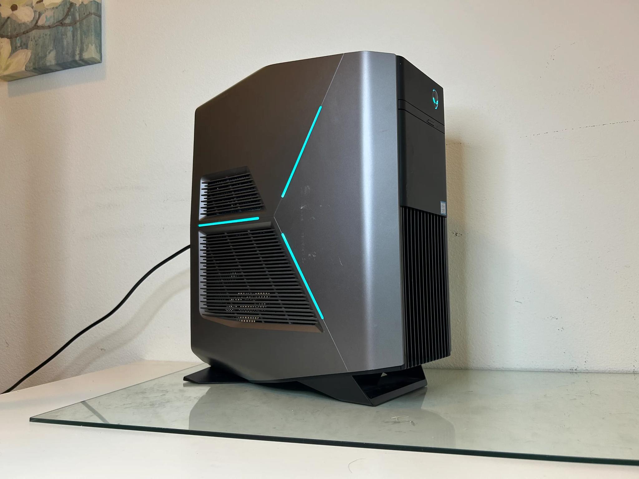 👽 i7 8700k / GTX 1080 / 32gb ddr4 / 500gb ssd+1tb hdd / ALIENWARE R7