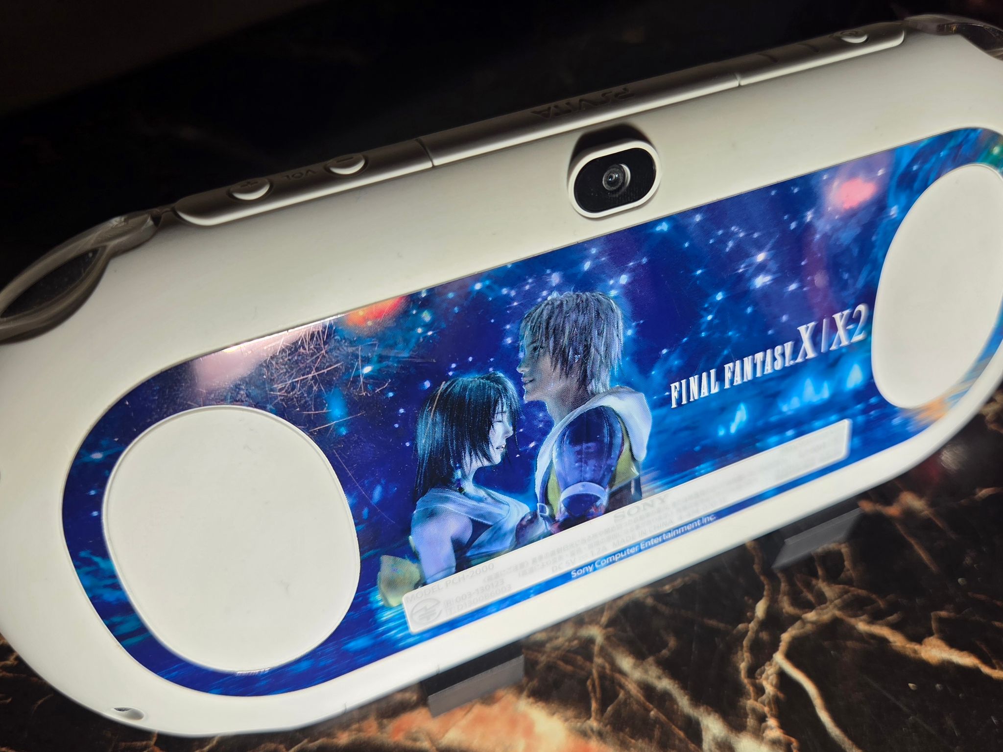 Sony PlayStation Vita PCH-2000 Final Fantasy X|X-2 Edition 256GB