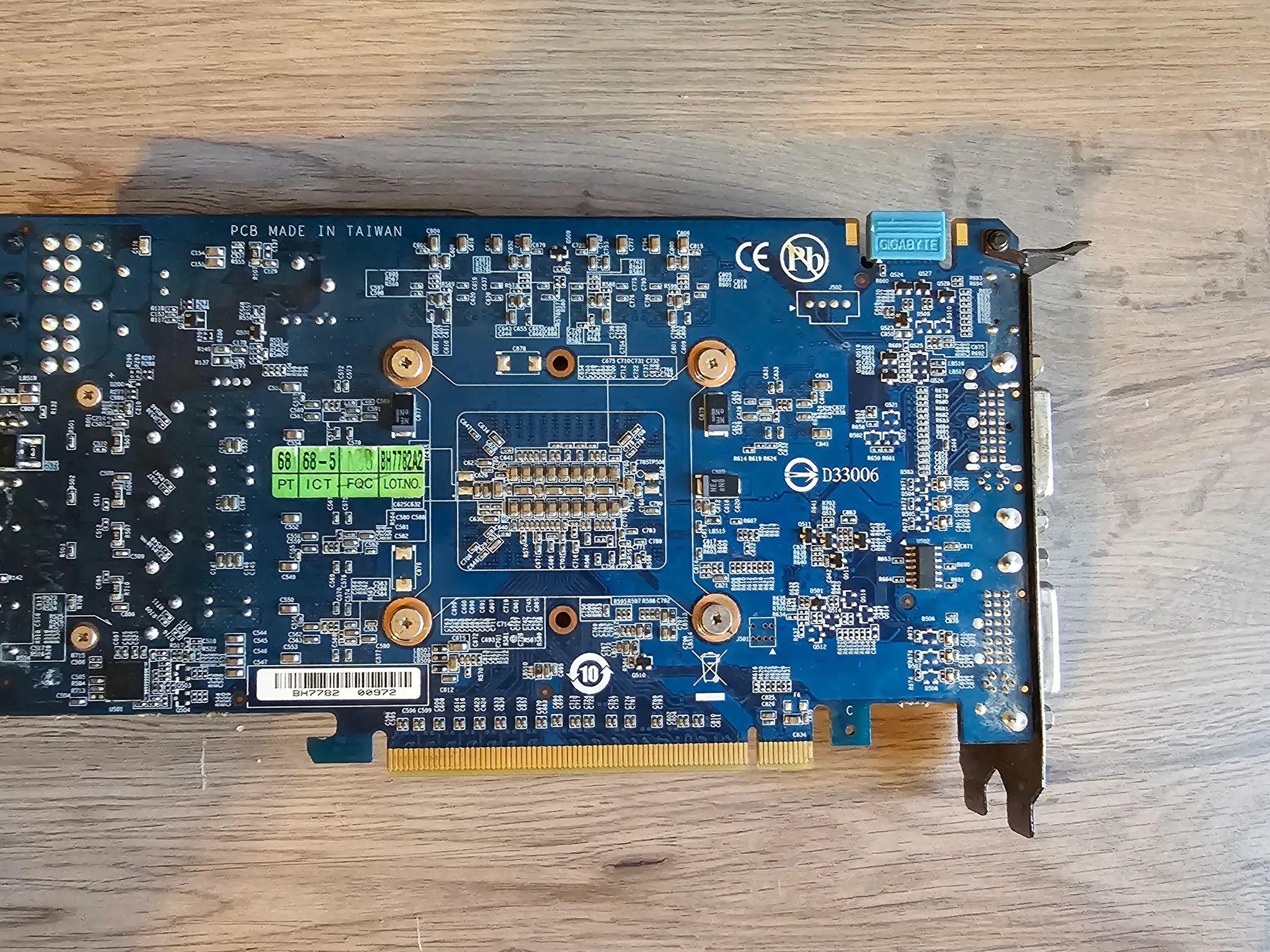 GTX 560 OC Gigabyte Windforce