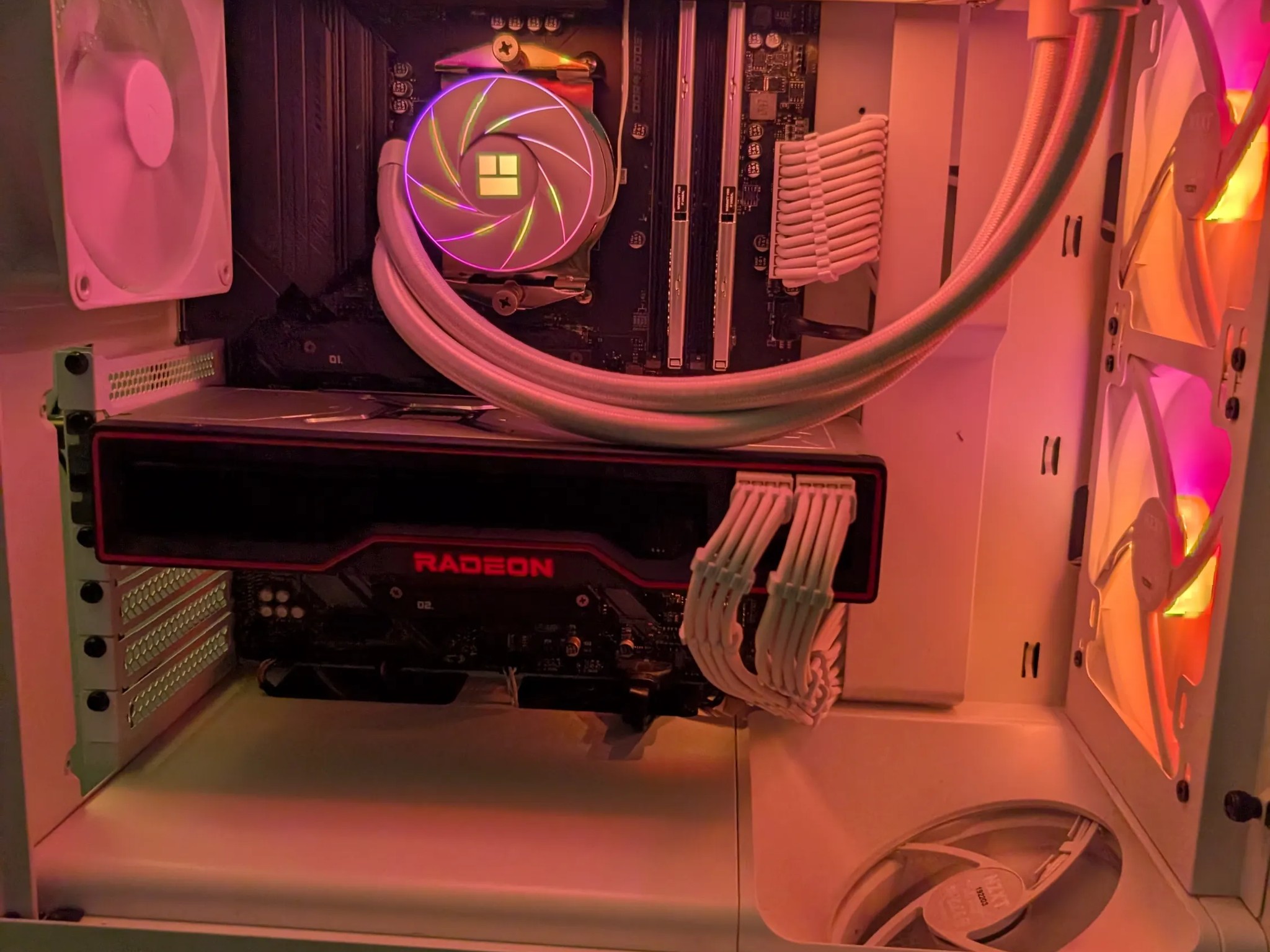 PC - RX 6800xt | Ryzen 7 5800xt | 32 GB DDR4 3600 | 1 TB NVME | Liquid Cooled