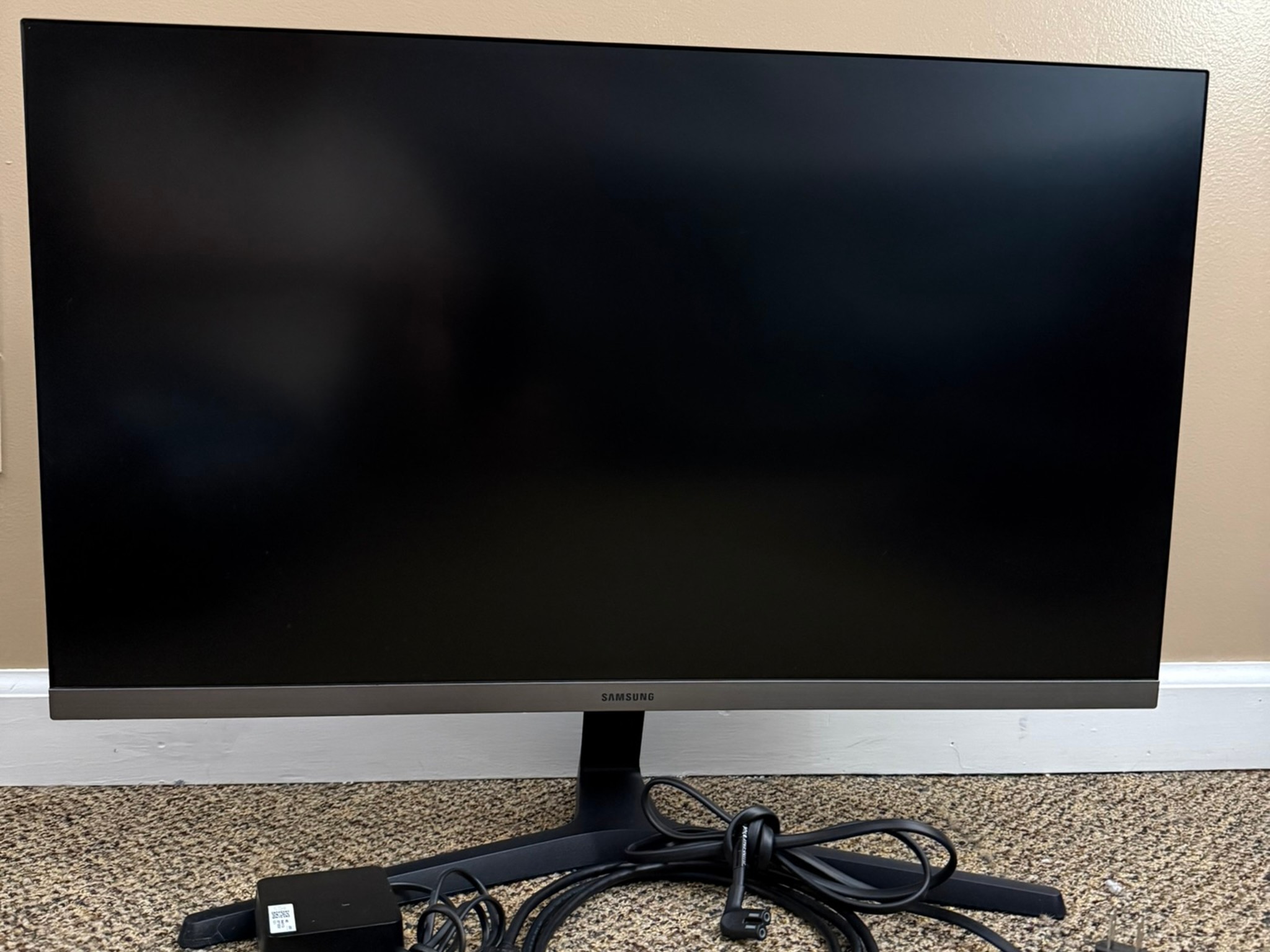 Samsung U28R550UQN 28" IPS 4K (3840 x 2160) UHD Monitor (HDR)