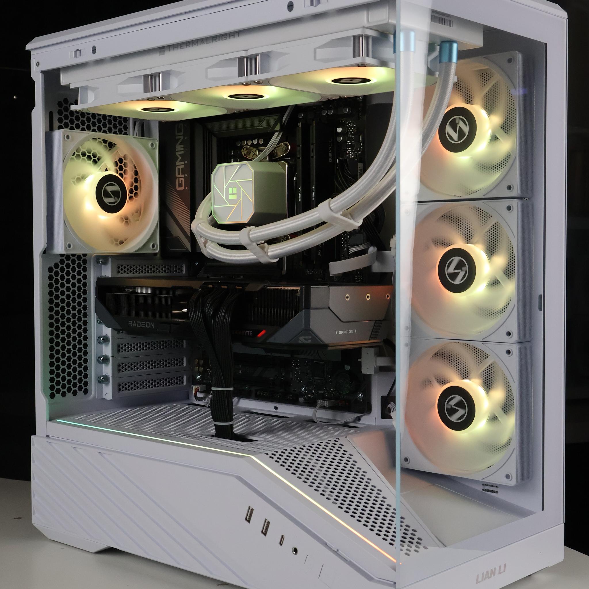 ⚪ Ryzen 7 9700X/RX 9070XT 16GB Gaming/Streaming PC ⚪