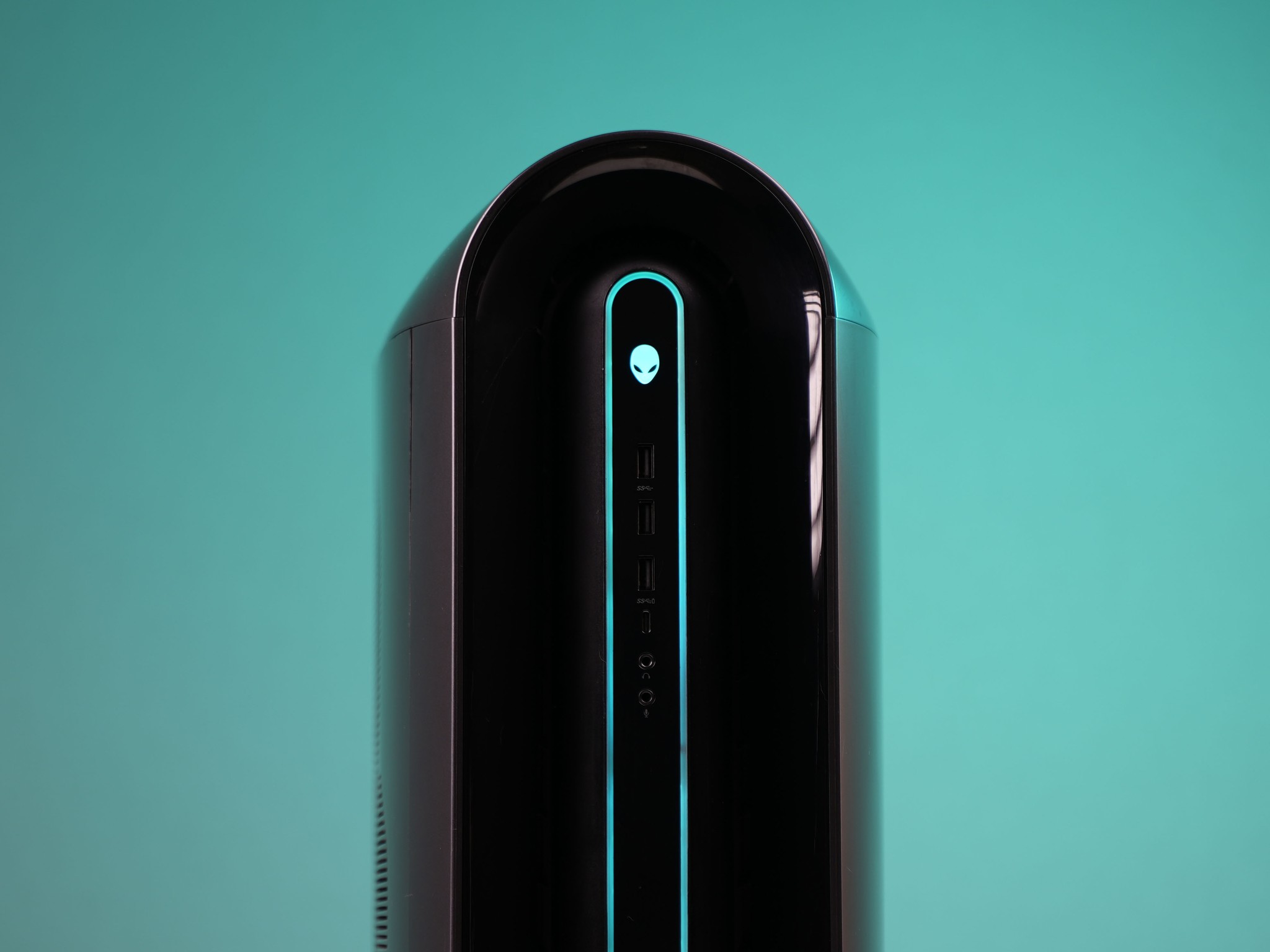“AUROFORM C” RTX 3080 Intel Core i9 10900K 32GB 1TB Windows 11 Workstation Gaming PC
