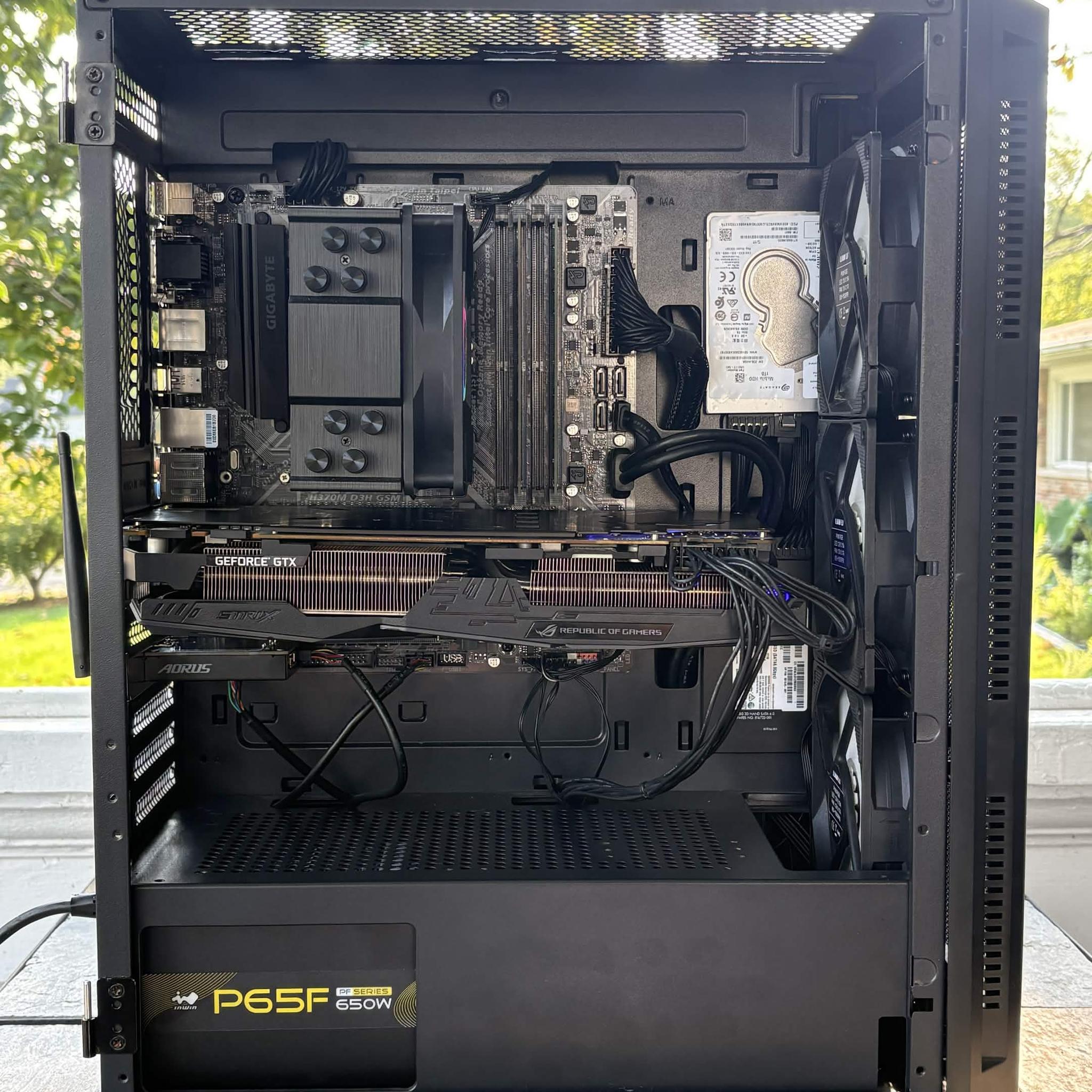Black Cat Customs Shadowclaw Gaming PC — GTX 1080 Ti 11GB / i5 / 16GB RAM