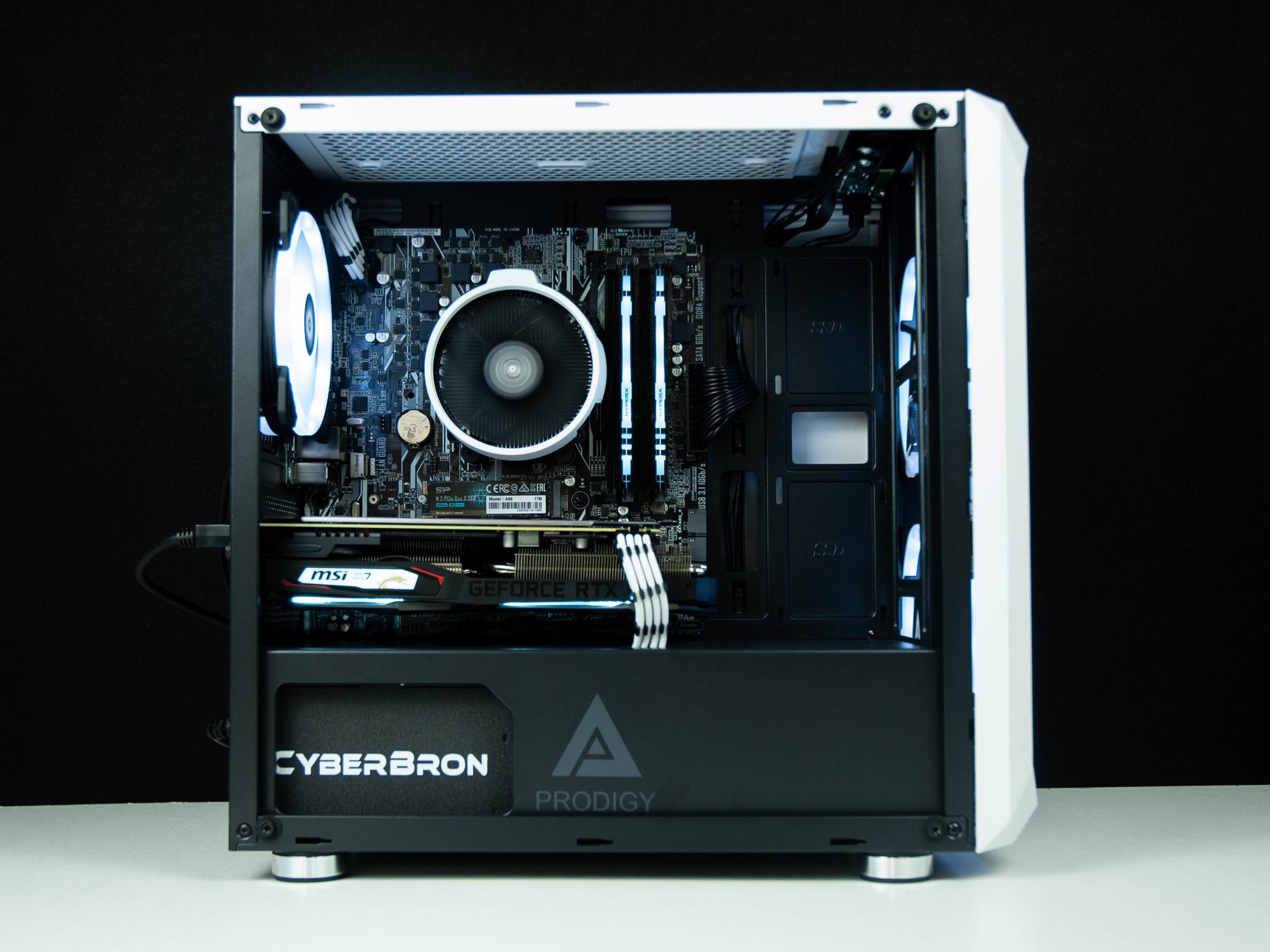 RTX 2060 | Ryzen 7 3700X | 16gb RAM | 1tb NVMe SSD