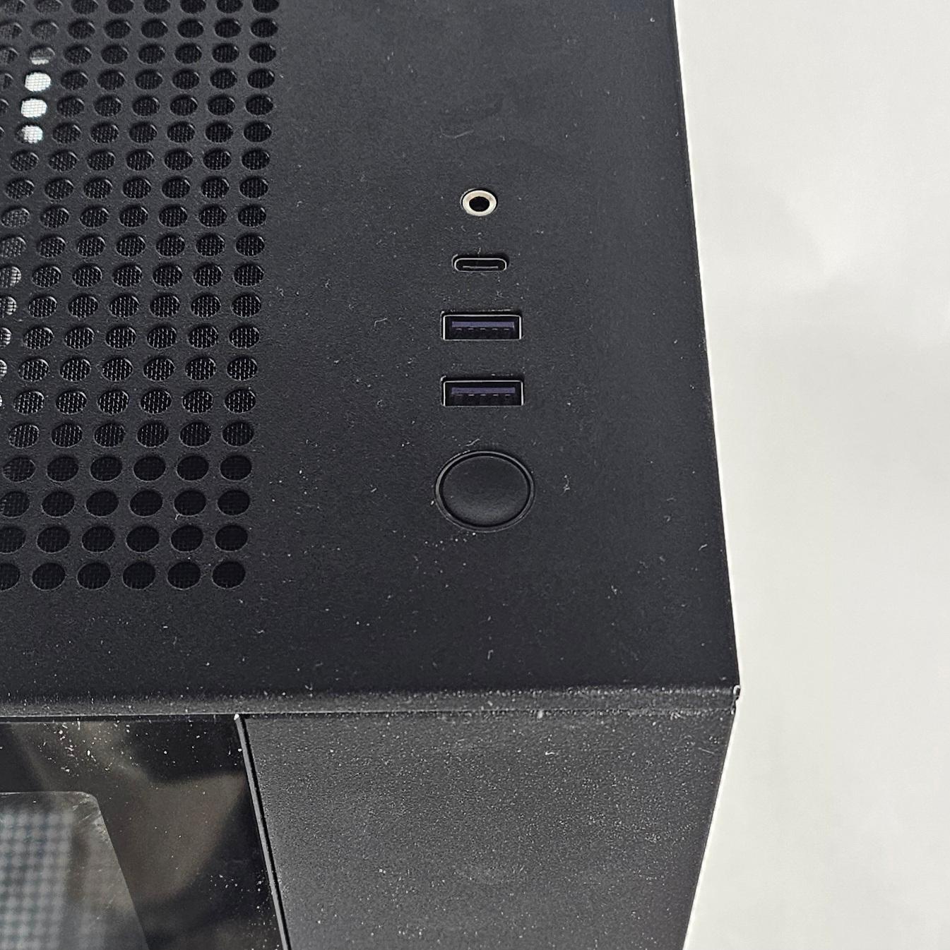 Black NZXT PC Case with Tempered Glass w/ 4 Fans