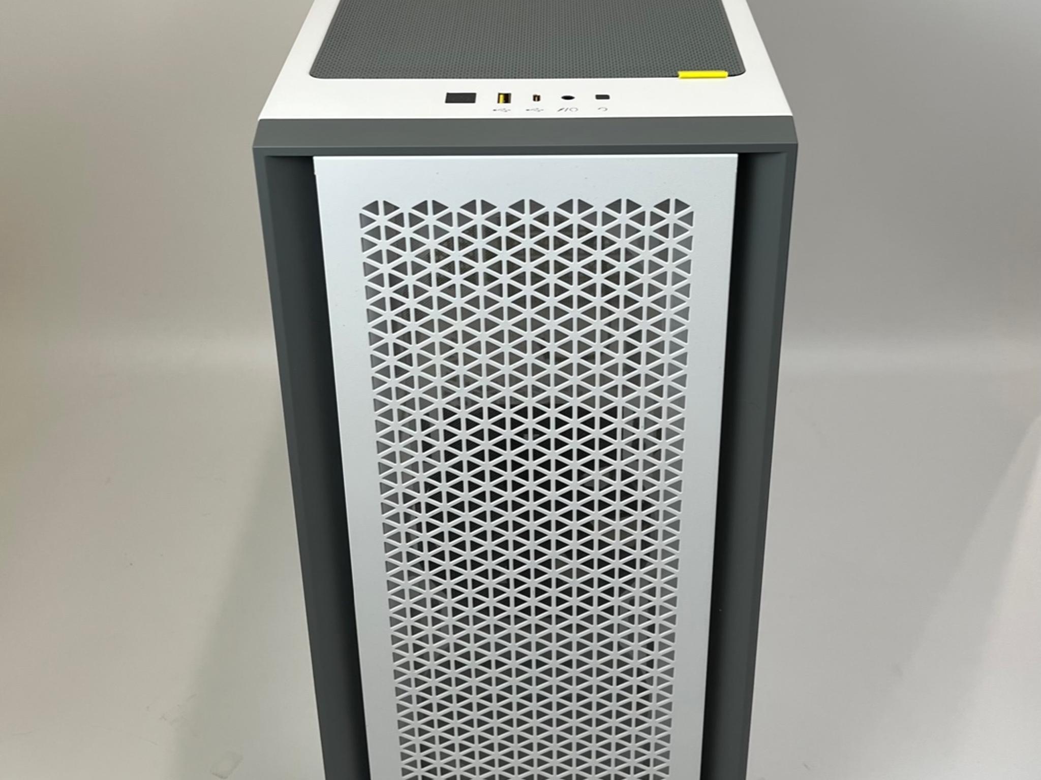 Corsair 4000D Airflow White Steel / Tempered Glass ATX Mid Tower Computer Case